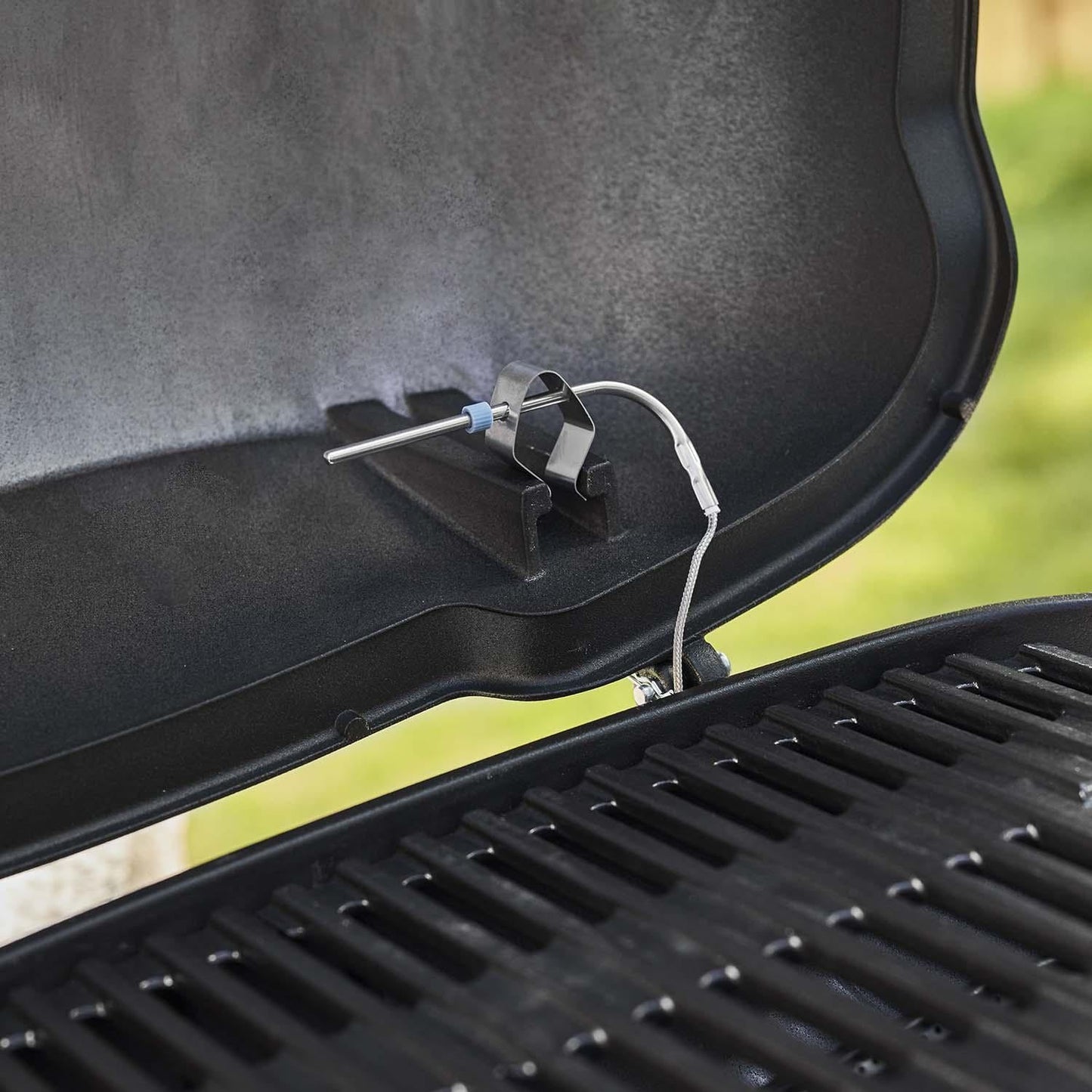 Weber Q2800N+ Propane Gas Grill - Midnight Black - 1500390 - Image 6