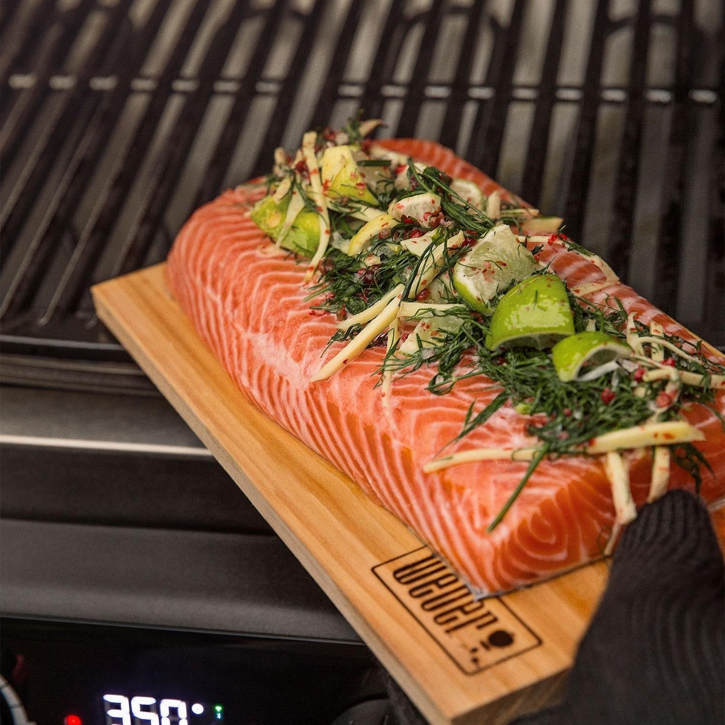 Weber Pulse 2000 1560 Watt Electric Grill W/ Cart - 85012001 - Image 2