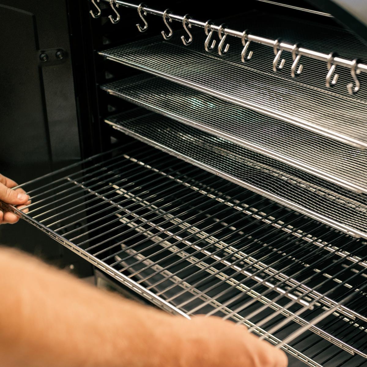 Camp Chef XXL Pro WIFI Vertical Smoker - PGSBXXL - Image 10