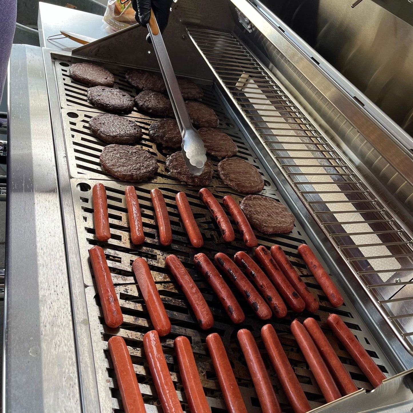 Wildfire Ranch Pro 36-in 3 Burner 304 SS Natural Gas Grill - WFPRO36G-SS-NG - Image 10