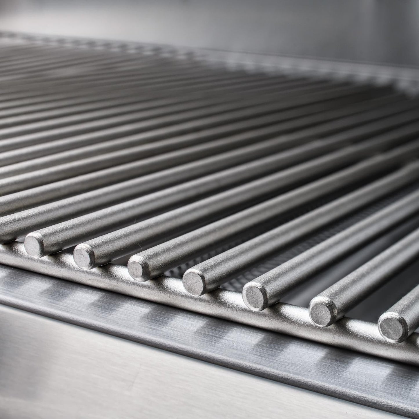 Blaze LBM 32-Inch 4-Burner Natural Gas Grill - Image 4