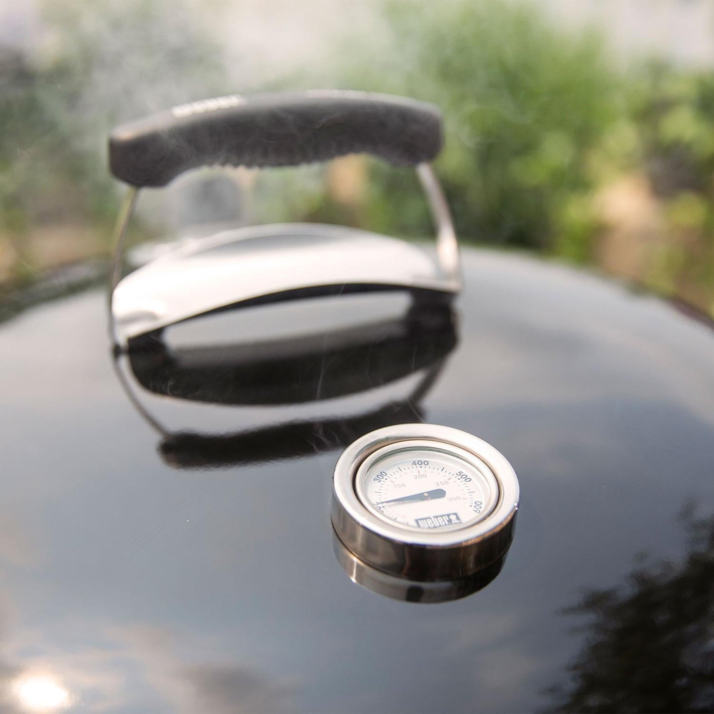 Weber Master Touch 26-Inch Charcoal Grill w/ Gourmet BBQ System Cooking Grate - Black - 1500064 - Image 16