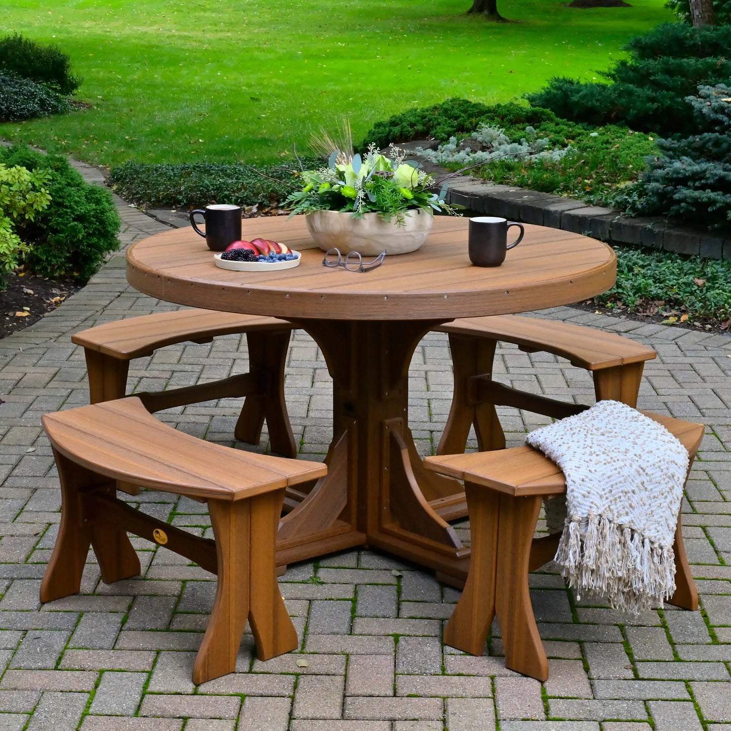 4′ Round Table
