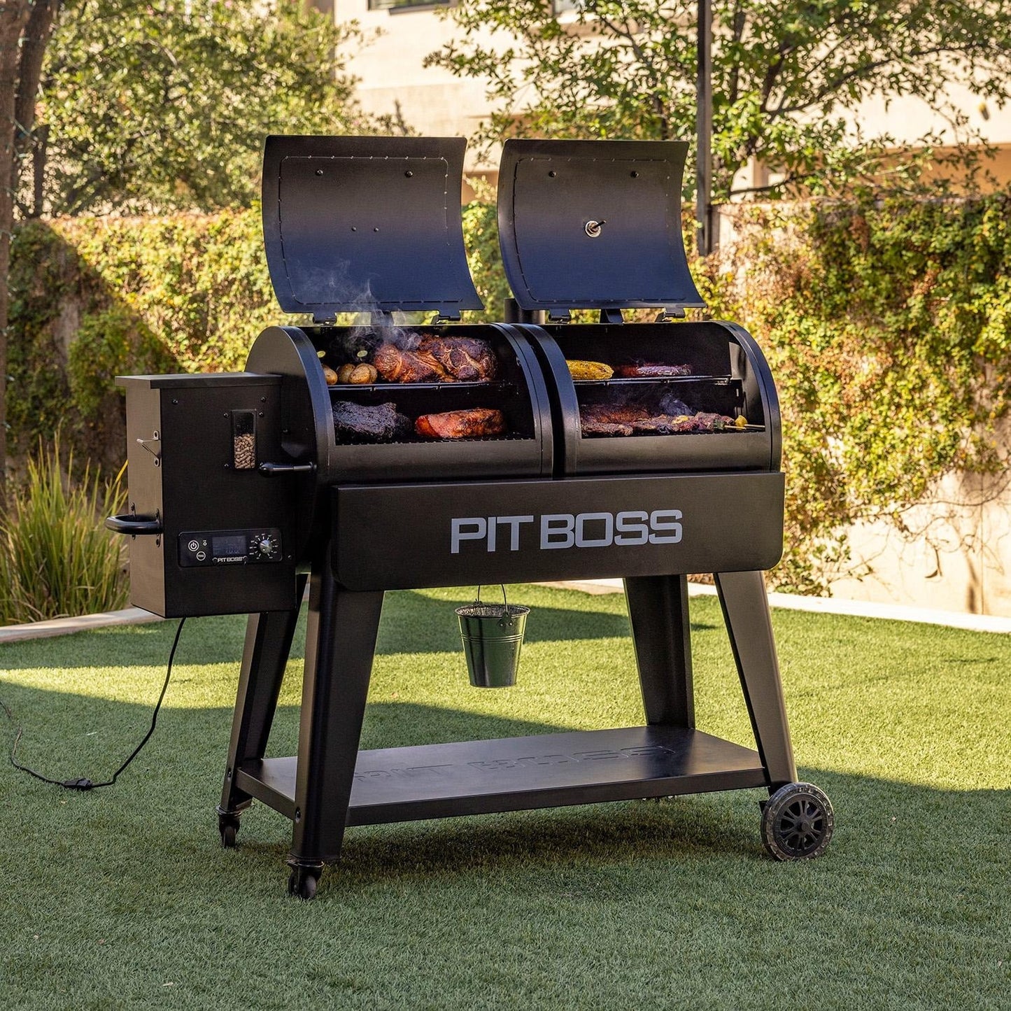Pit Boss Charcoal/Pellet Combo Grill - 11013 - Image 5