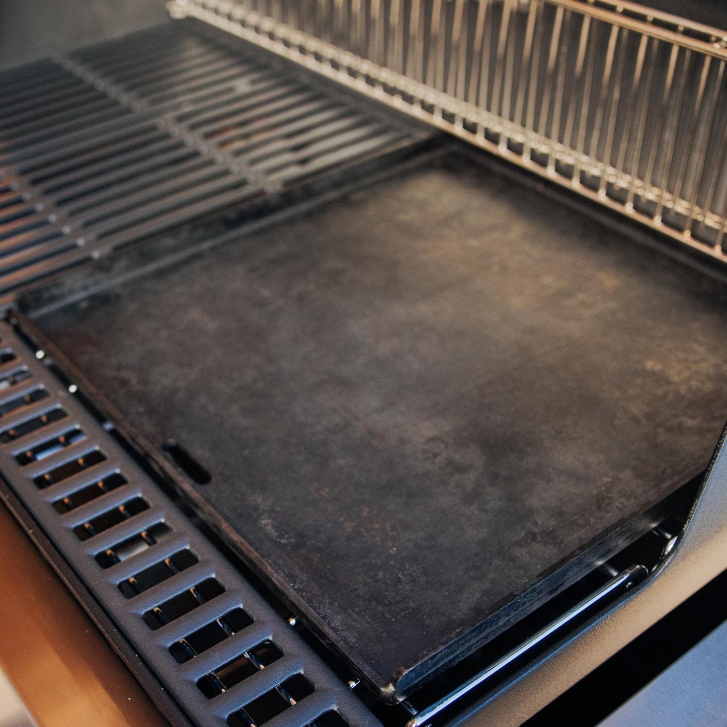 Weber GENESIS E-325 Natural Gas Grill w/ Cover, CRAFTED Frame & Griddle - Image 12
