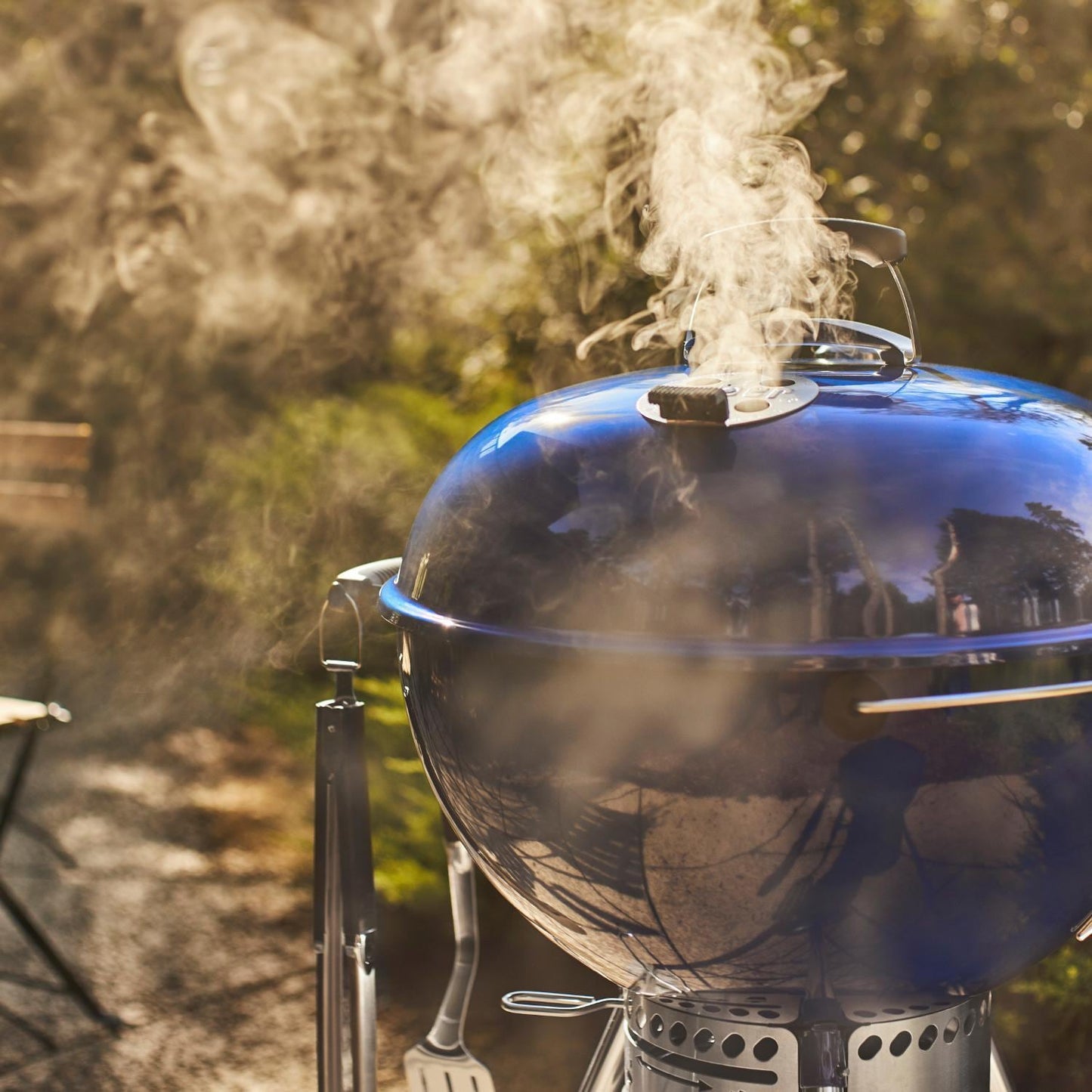 Weber Master Touch 22-Inch Charcoal Grill w/ Gourmet BBQ System Cooking Grate - Deep Ocean Blue - 14516001 - Image 5