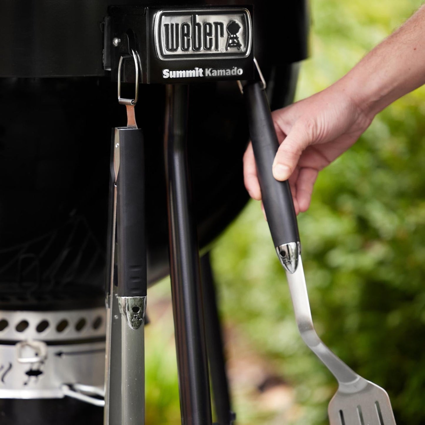 Weber Summit 24-Inch Kamado E6 Charcoal Grill w/ Stand - 18201001 - Image 11