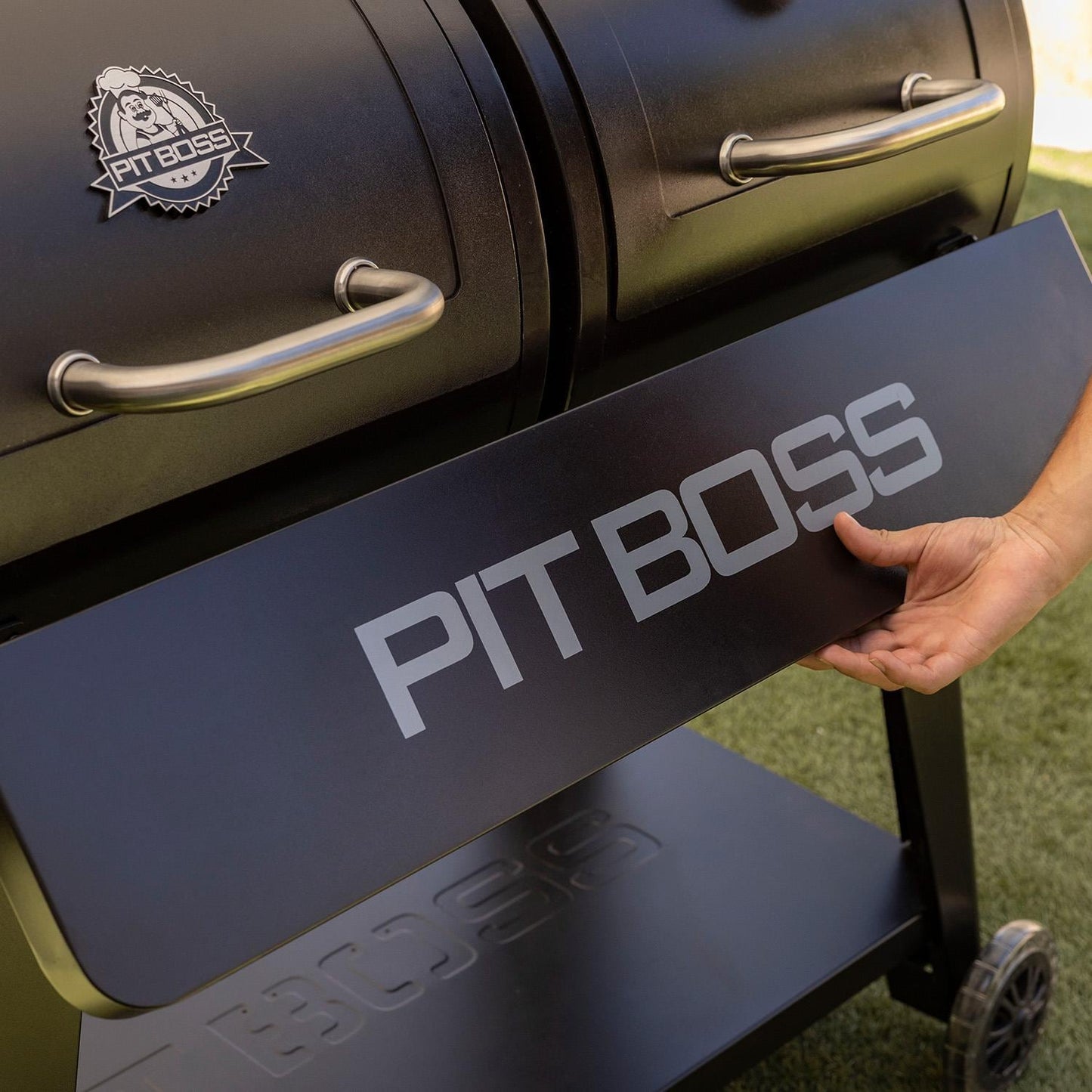 Pit Boss Charcoal/Pellet Combo Grill - 11013 - Image 7
