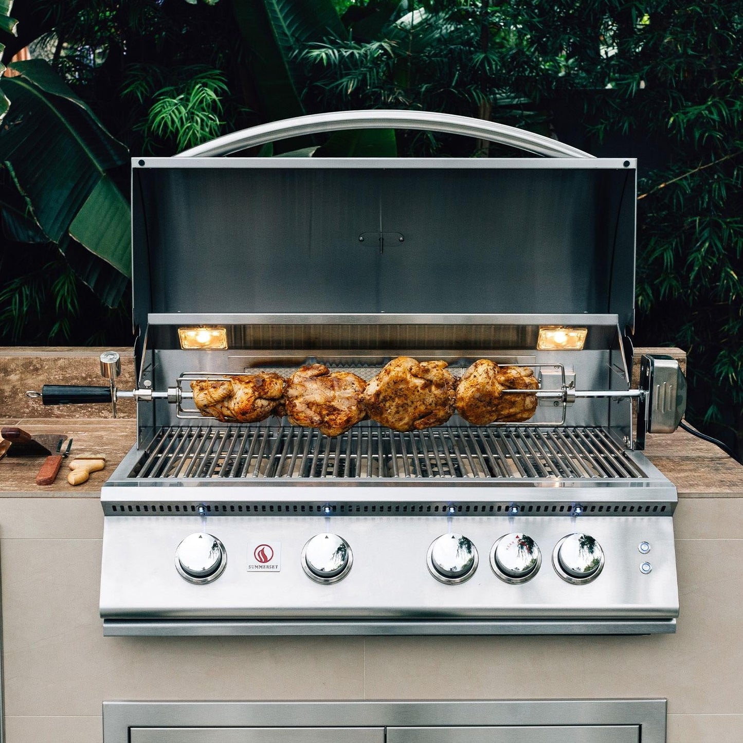 Summerset Sizzler Pro 40-in 5 Burner Built-In Propane Gas Grill w/ Rear Infrared Burner - SZRPRO40L