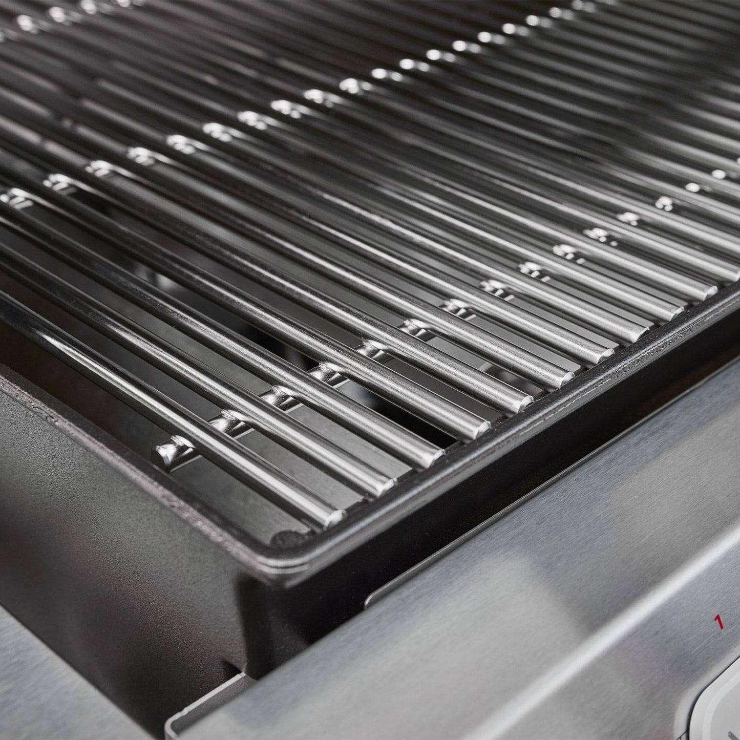 Weber Summit GC38 E Propane Gas Grill Center - Black - 1500079 - Image 6