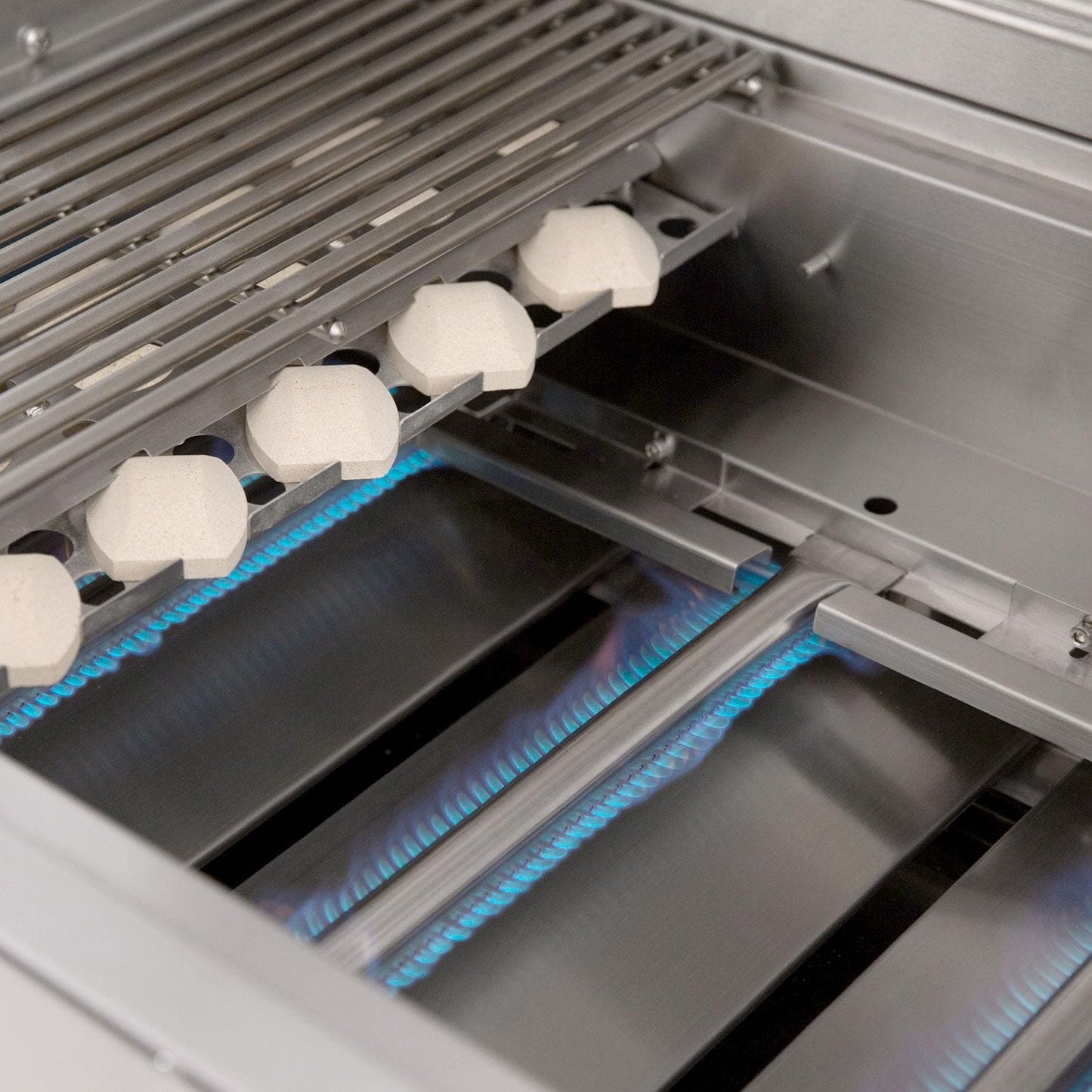 Summerset Sizzler 32-in 4 Burner Built-In Natural Gas Grill w/ Rear Infrared Burner - SZR32 - Image 7