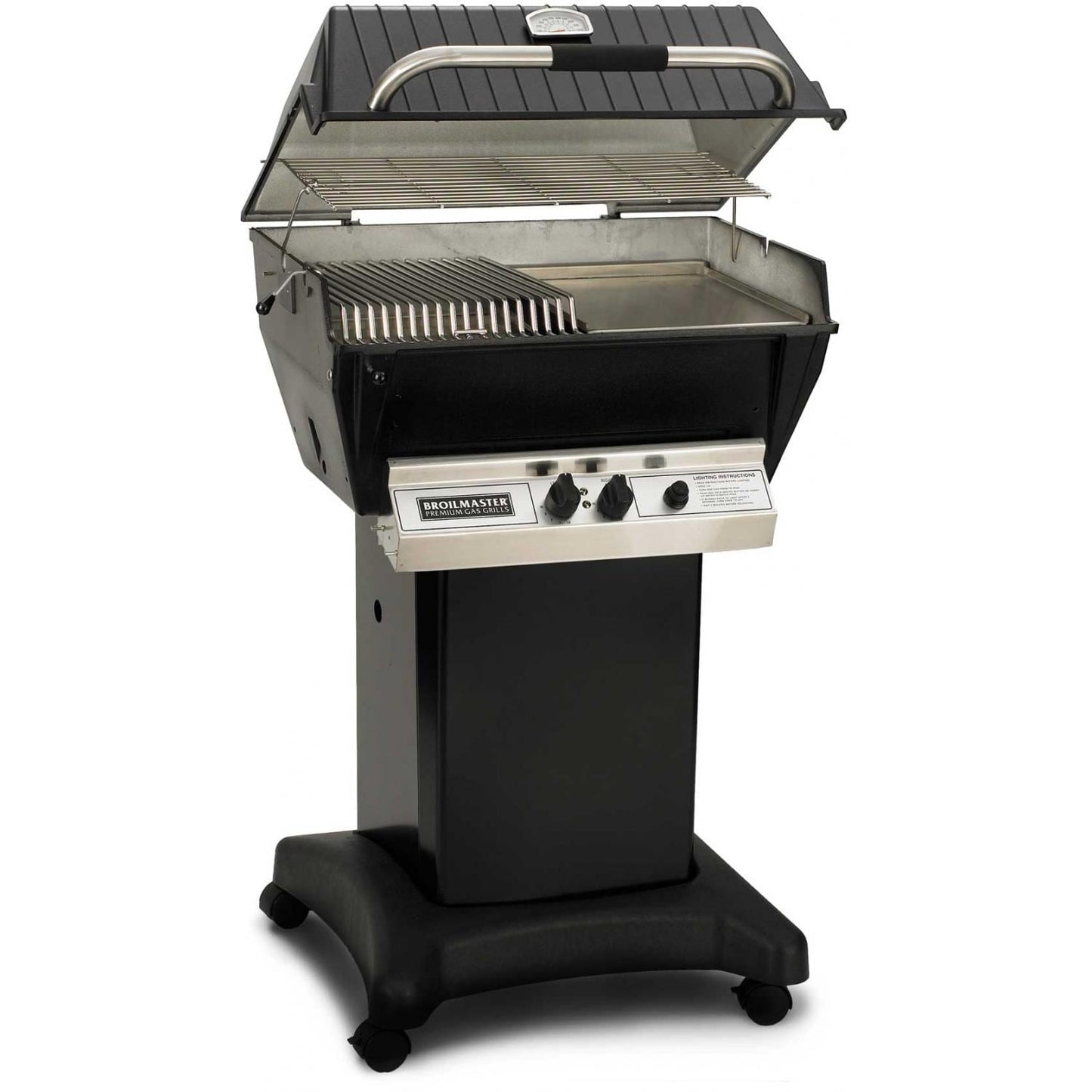 Broilmaster P3-SXN Super Premium Natural Gas Grill On Black Cart - Image 1