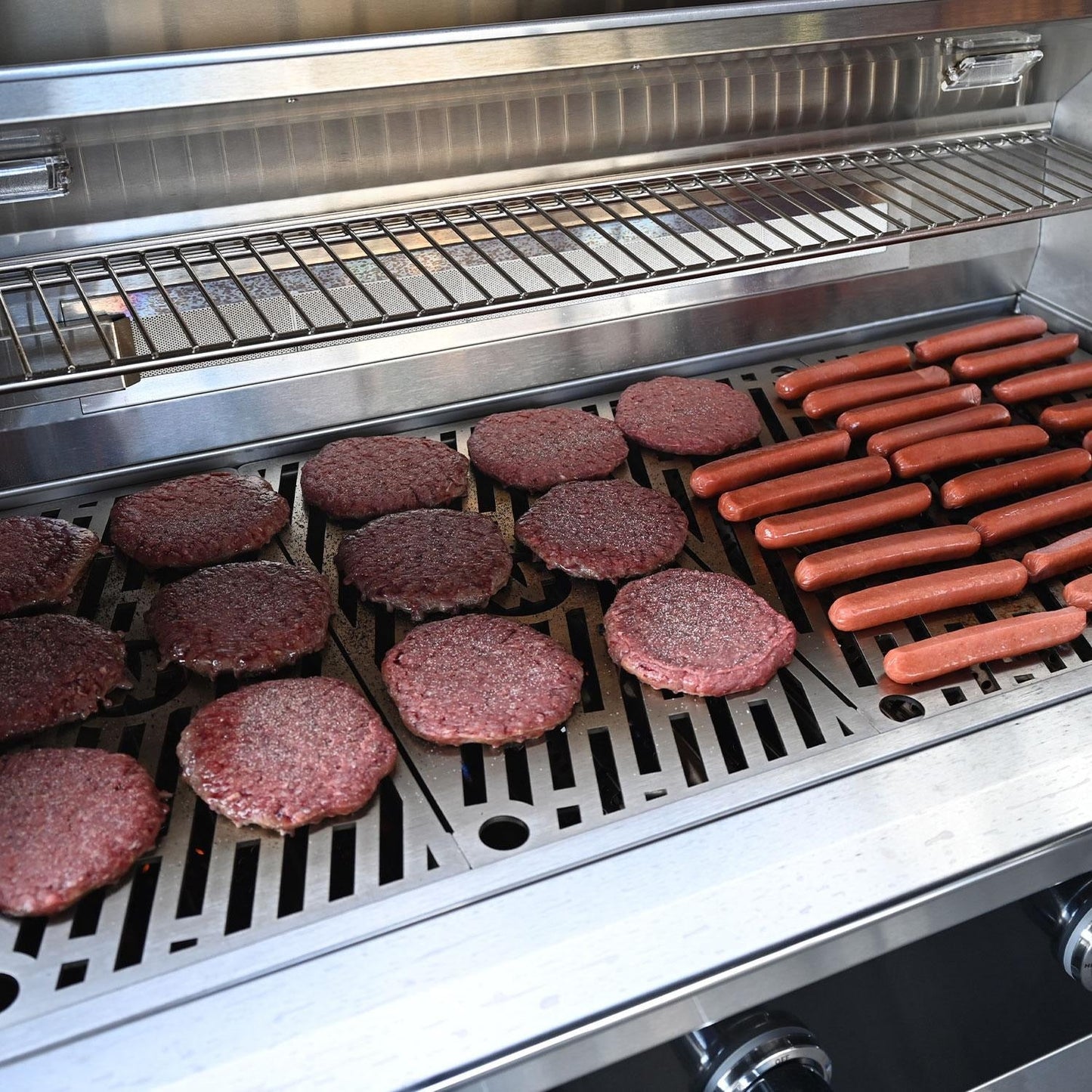 Wildfire Ranch Pro 36-in 3 Burner Black 304 SS Propane Gas Grill -WFPRO36G-BSS-LP