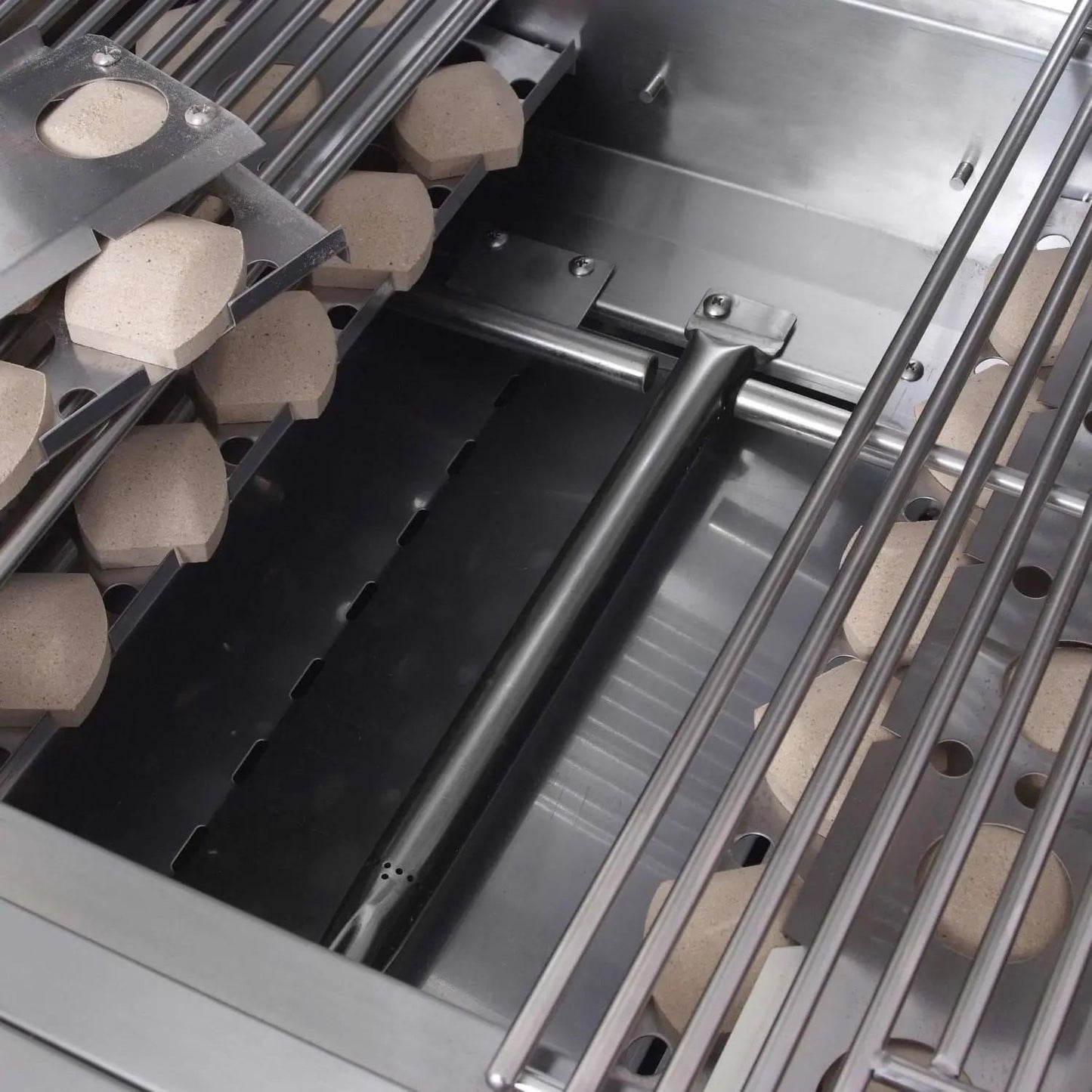 RCS Premier Series 26-Inch 3-Burner Natural Gas Grill - RJC26ACK - Image 3