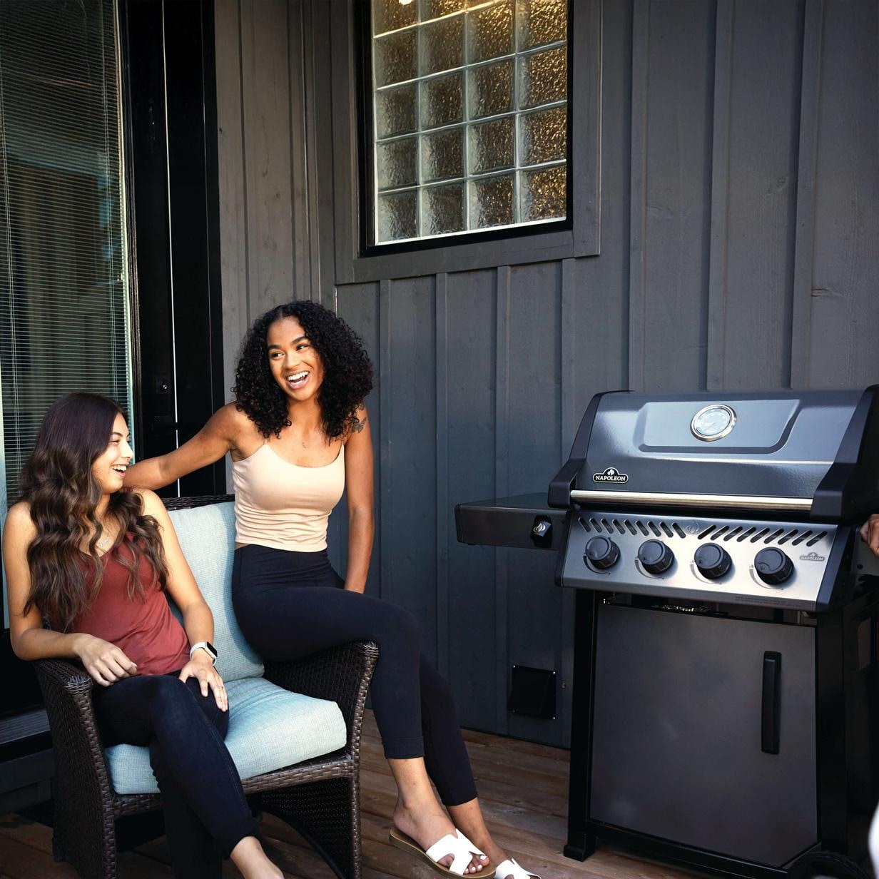 Napoleon Freestyle 425 4 Burner Natural Gas Grill - Graphite Grey - F425DNGT - Image 10