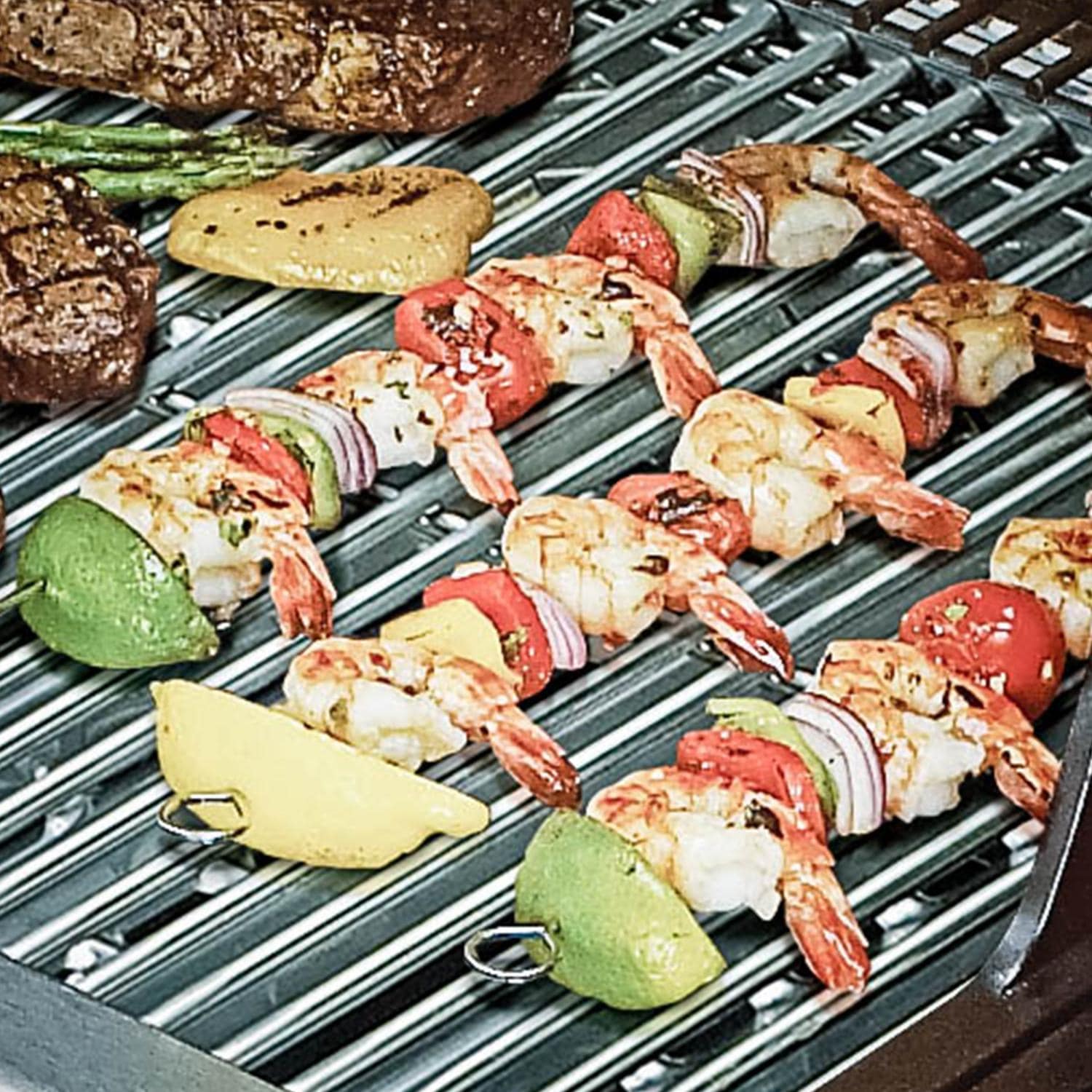 Broil King Regal S 590 PRO IR 5-Burner Natural Gas Grill With Rotisserie & Infrared Side Burner - Stainless Steel - 958947 - Image 9