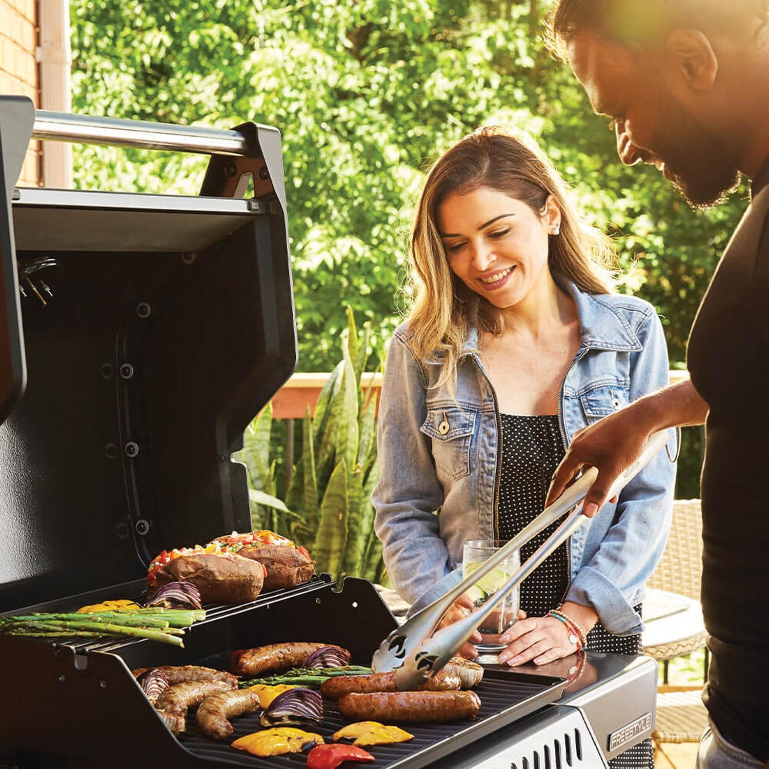 Napoleon Freestyle 365 3 Burner Propane Gas Grill w/ Range Side Burner - Graphite Grey - F365DSBPGT-ECP - Image 3