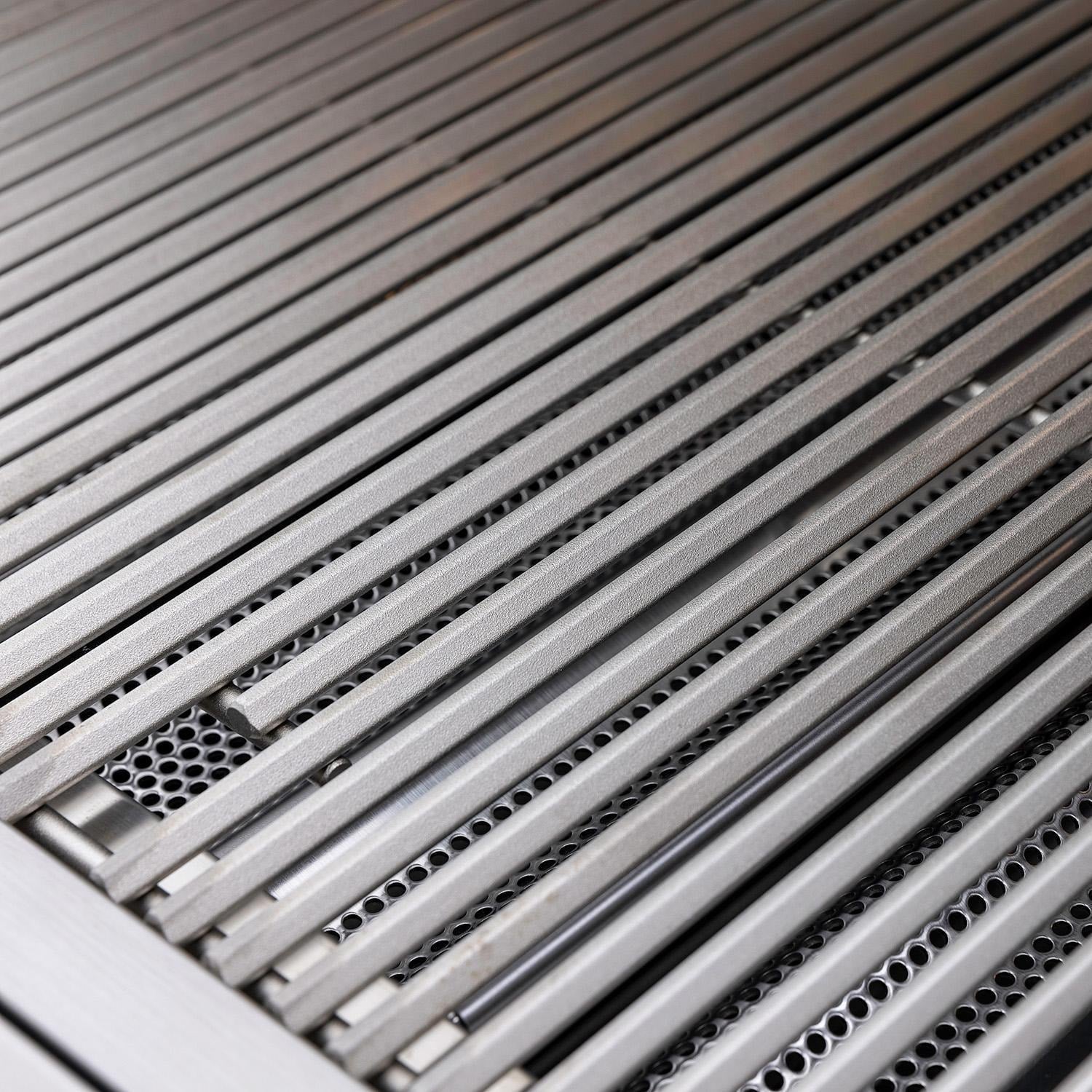 Blaze LTE+ 32-Inch 4-Burner Built-In Natural Gas Grill w/ Lift-Assist Hood & Rear Infrared Burner - BLZ-4LTE3-NG - Image 14