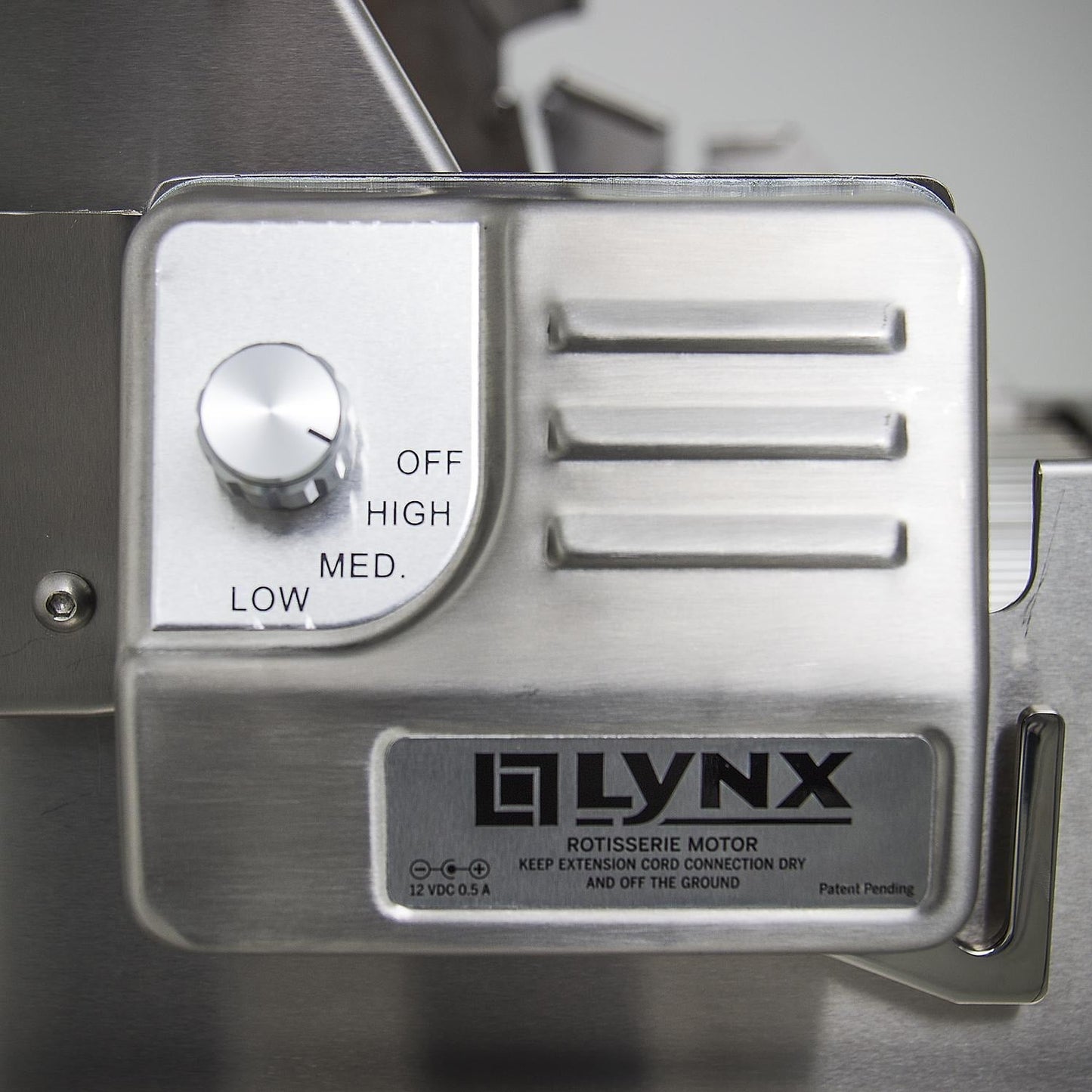 Lynx Professional 42 Inch Built-In All Infrared Trident Natural Gas Grill w/ Rotisserie in Limestone - L42ATR-LSNG - Image 6