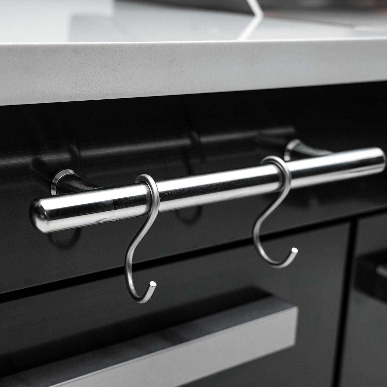 Mont Alpi Compact Series 6 Ft Natural Gas Outdoor Kitchen Island in Black Stainless Steel - MA-957 - Image 10