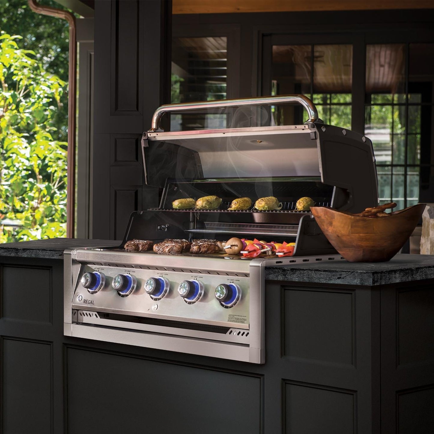 Broil King Regal S520 5-Burner Built-In Natural Gas Grill - Stainless Steel - 886717 - Image 6