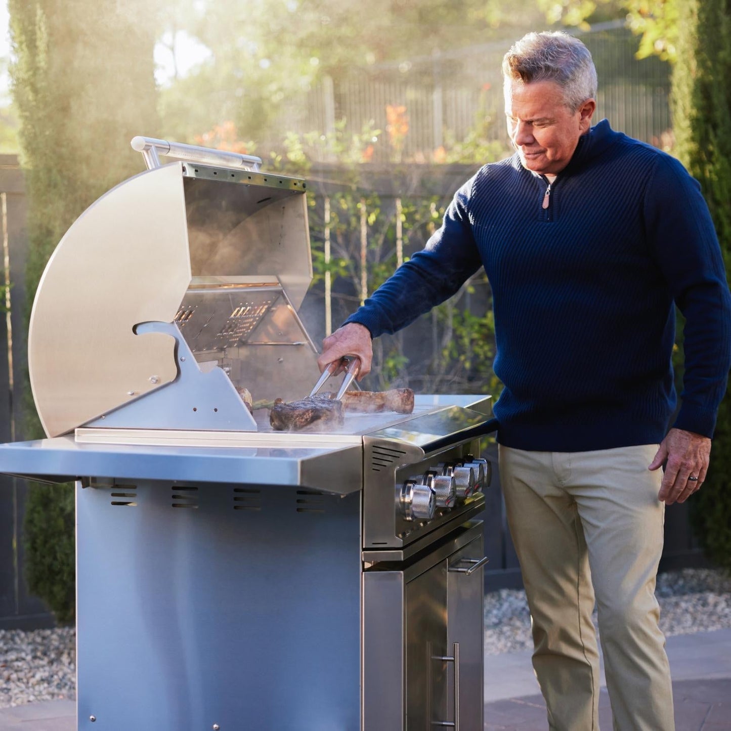 Blaze LTE PRO 32-Inch 4-Burner Natural Gas Grill w/ Digital Temperature Screen & Rear Infrared Burner - Image 16
