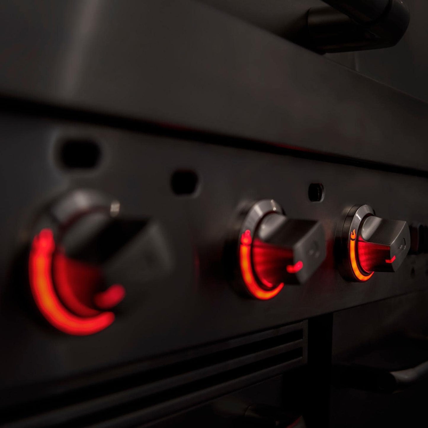 Charbroil Medallion Series Modular Outdoor Kitchen Amplifire 5-Burner Propane Gas Grill - 463246118 - Image 12