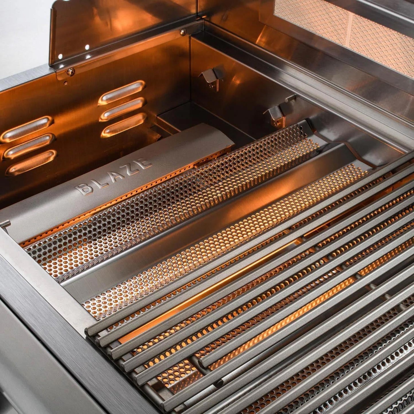 Blaze LTE+ 32-Inch 4-Burner Built-In Natural Gas Grill w/ Lift-Assist Hood & Rear Infrared Burner - BLZ-4LTE3-NG - Image 10