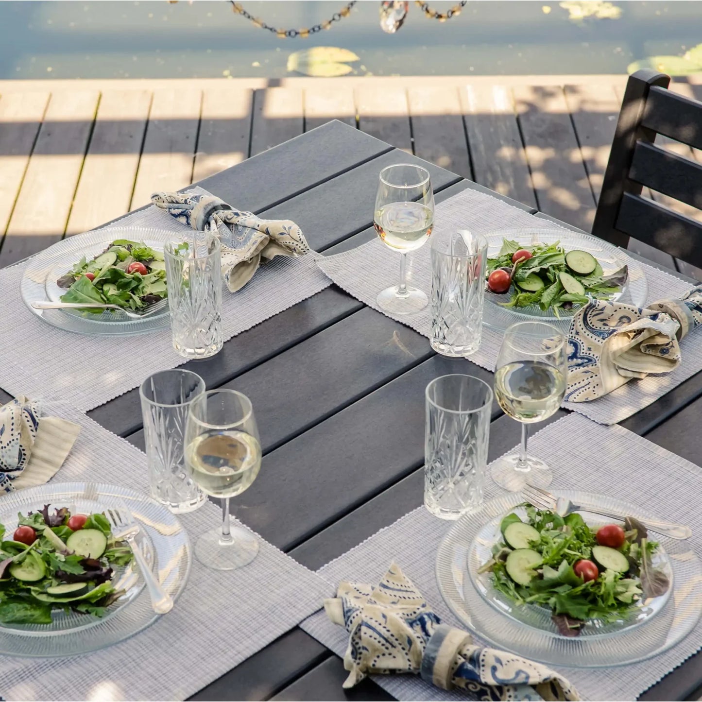 Island Dining Table (44″ Square)