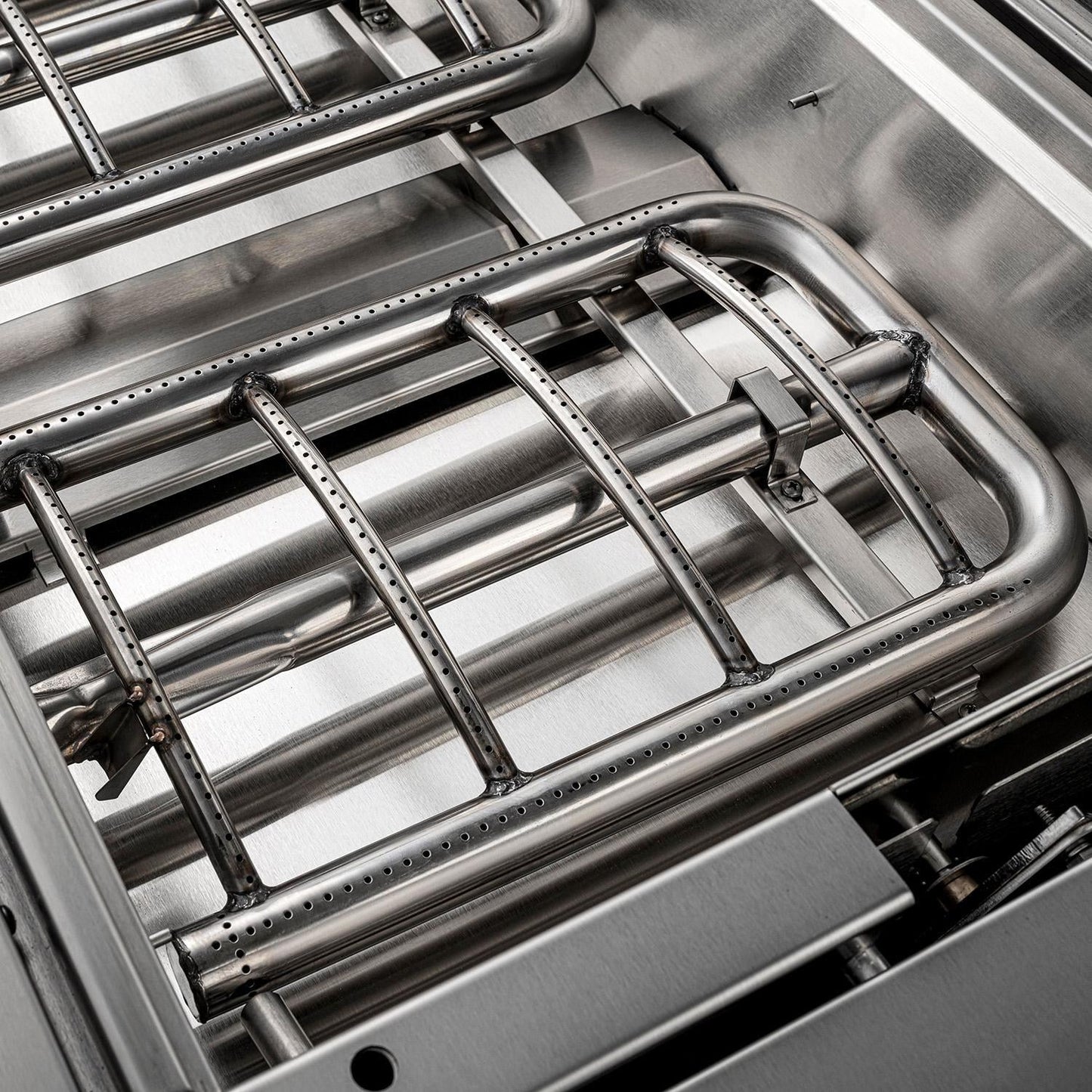 Caliber 42-in Natural Gas Built-In Rockwell Grill - Champagne w/ Stainless Steel Hardware - CRG-42BN00-A-179-H04 - Image 5