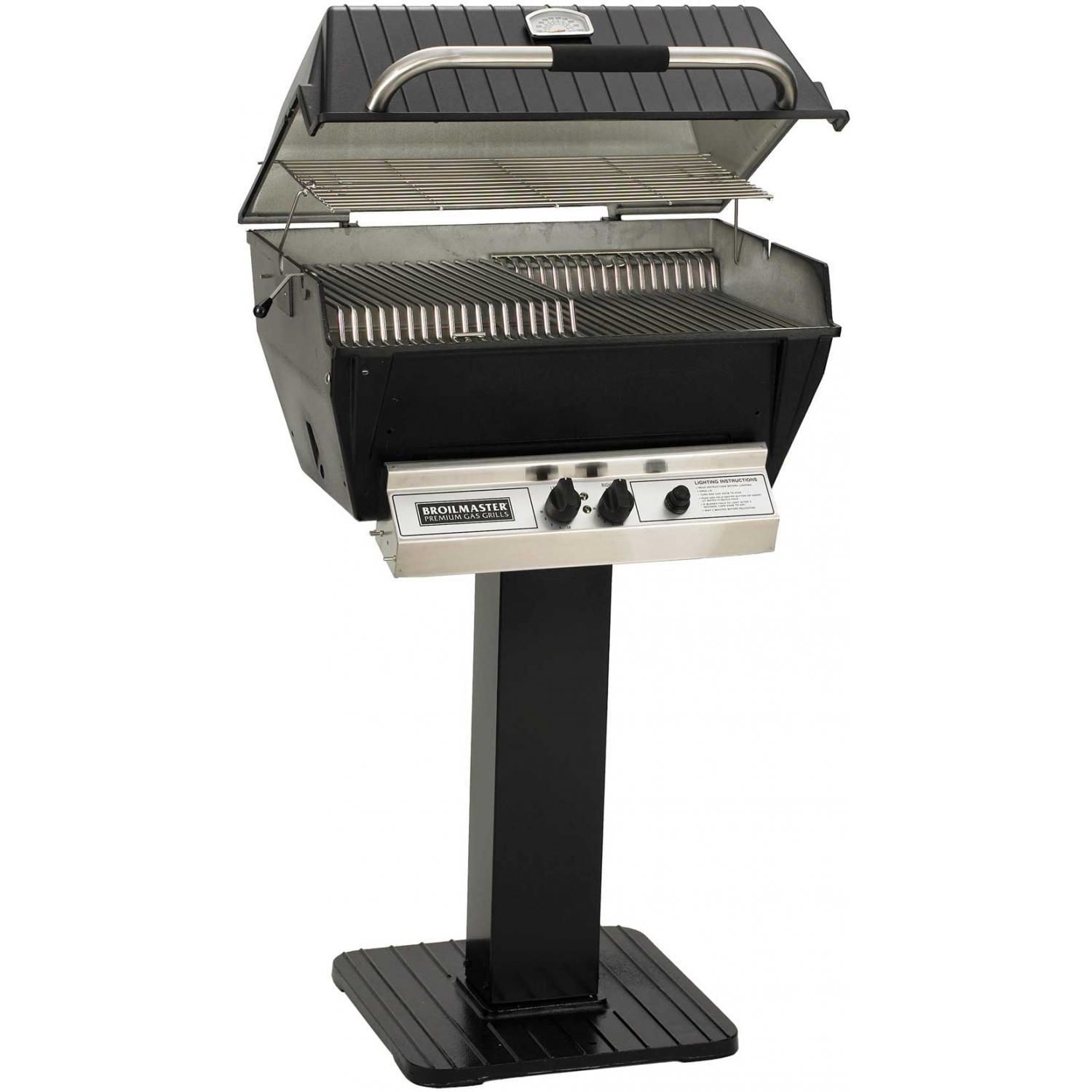 Broilmaster P3-XF Premium Propane Gas Grill On Black Patio Post - Image 1