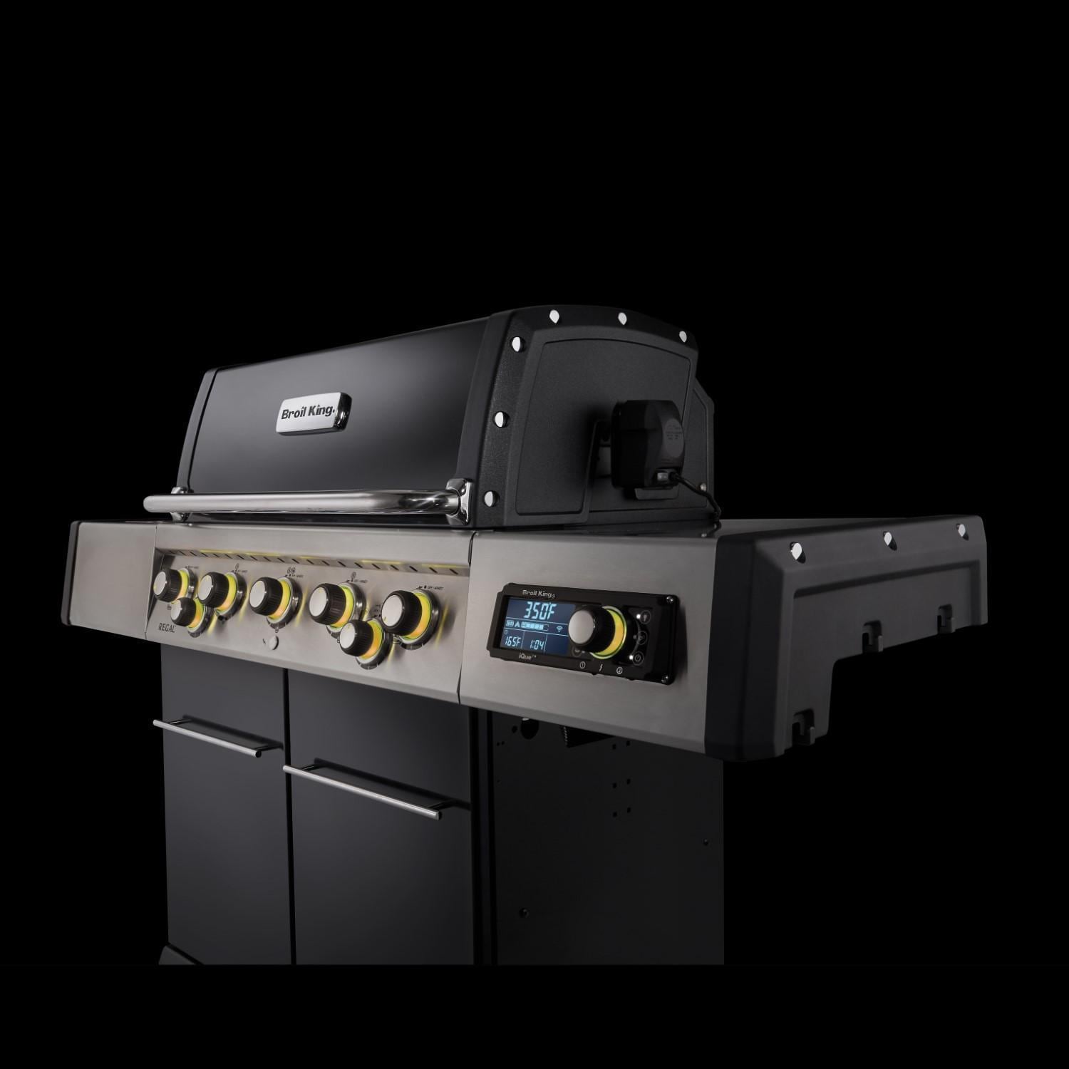 Broil King Regal Q 590 Pro IR Natural Gas Grill - 688247 - Image 12