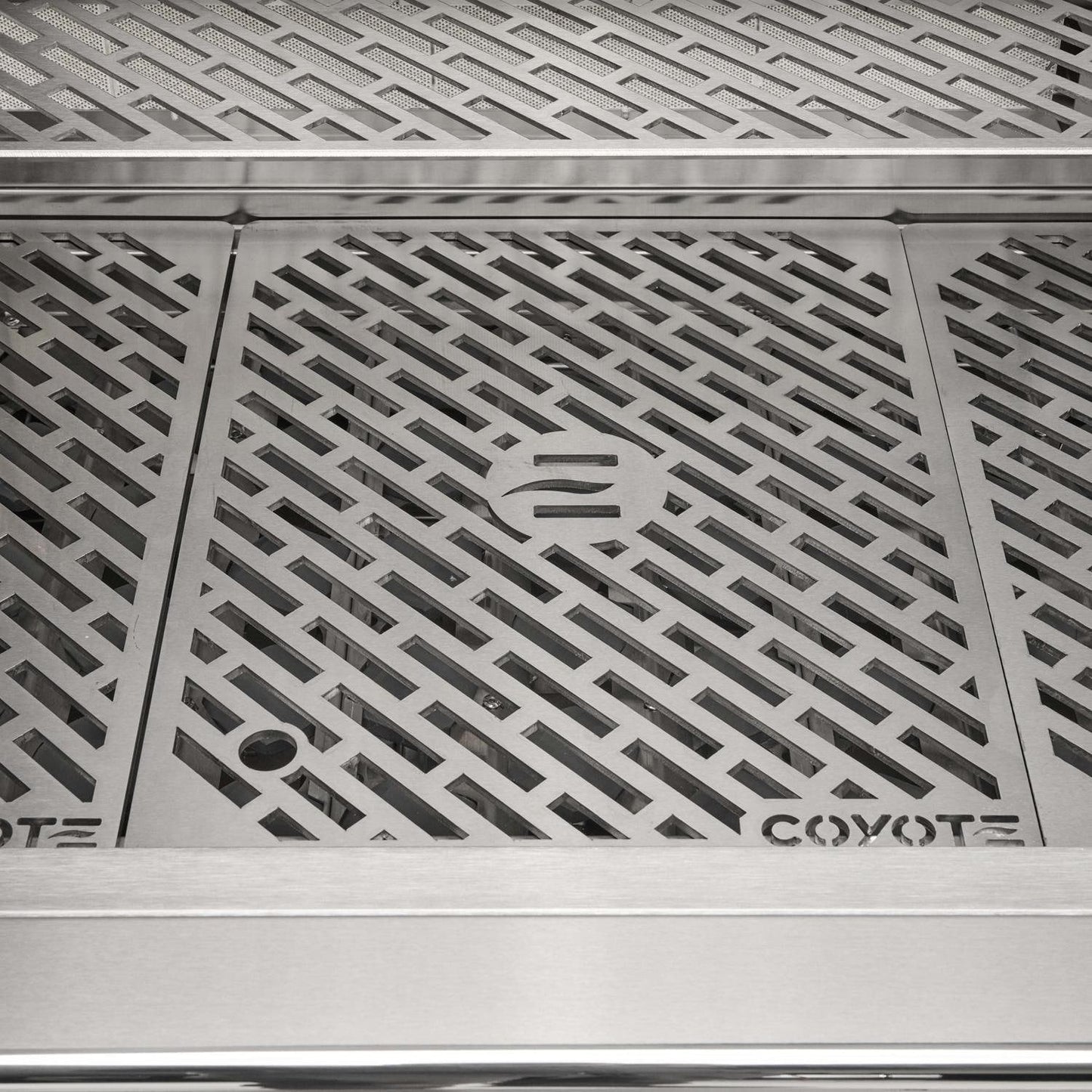 Coyote SL-Series 42-in 5-Burner Built-In Natural Gas Grill w/ Sear Burner, Rotisserie, & Safety Valve - C3SL42NG - Image 5