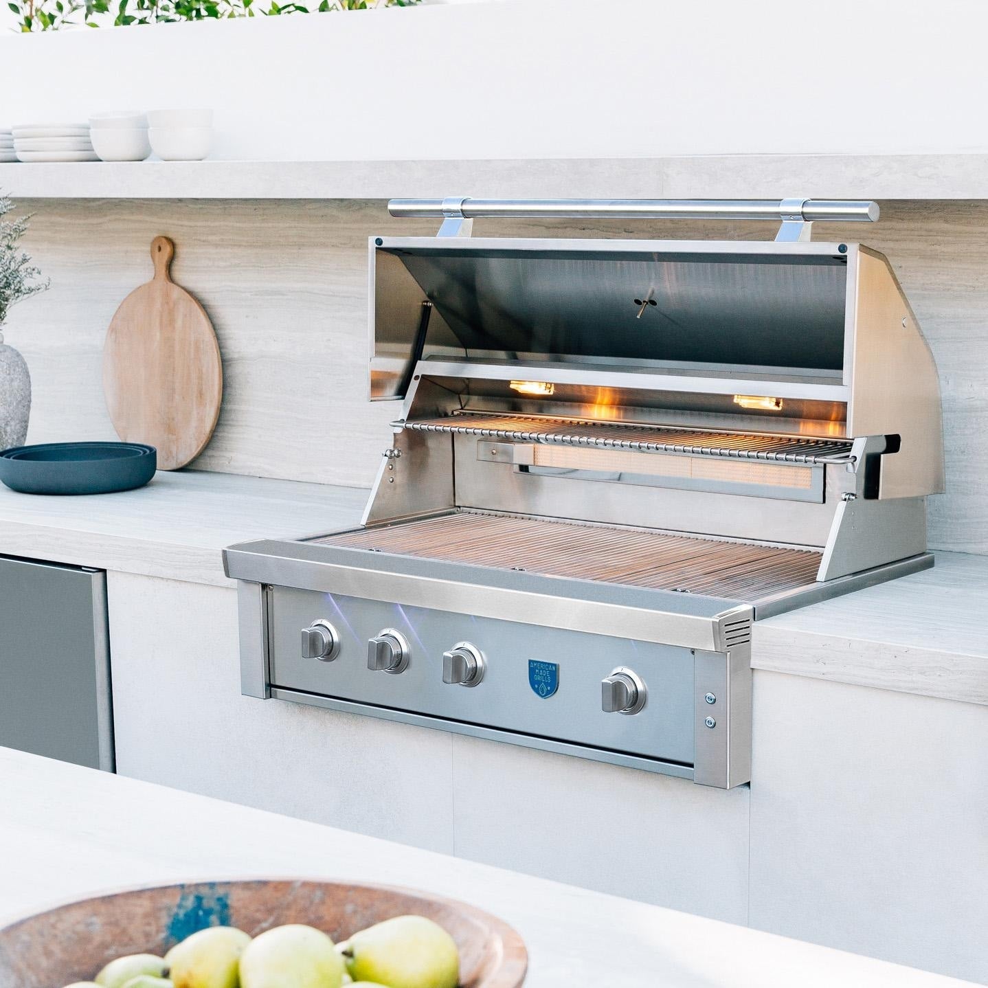 American Made Grills Estate 42-Inch Grill - Propane - EST42-LP - Image 1