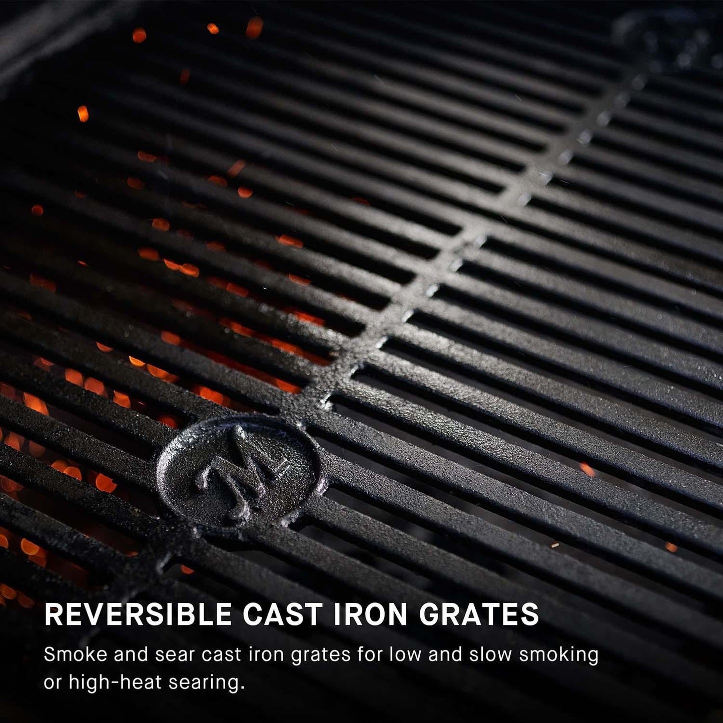 Masterbuilt Gravity Series 800 Digital Charcoal Griddle + Grill + Smoker - MB20040221 - Image 9