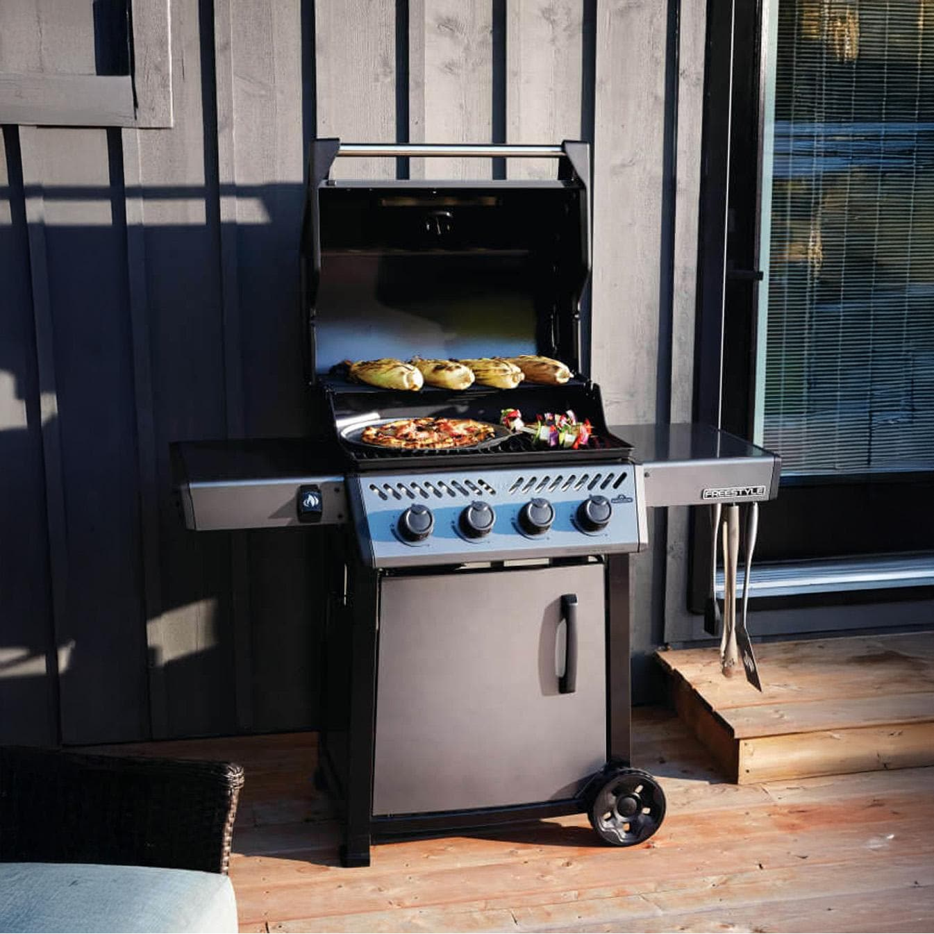 Napoleon Freestyle 425 4 Burner Natural Gas Grill - Graphite Grey - F425DNGT - Image 3