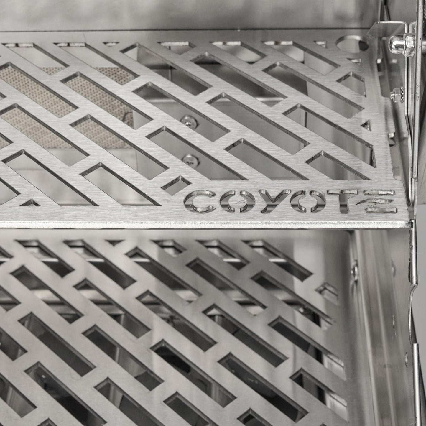 Coyote SL-Series 36-in 4-Burner  Built-In Propane Grill w/ Sear Burner, Rotisserie, & Safety Valve -  C3SL36LP - Image 17