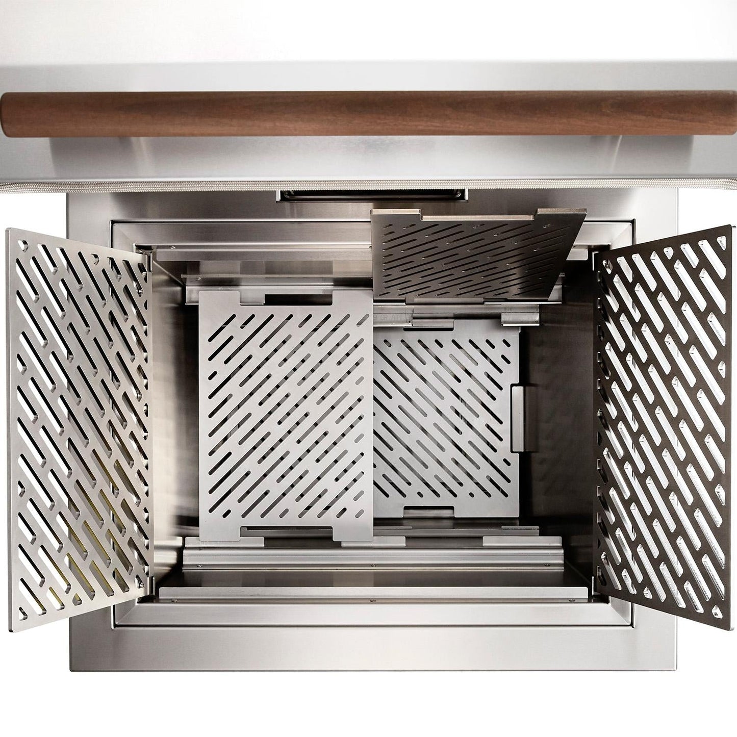 Kalamazoo KSHOK430 Shokunin Kamado Grill w/ Natural Ipe Frame - KSHOK430-NAT-S4 - Image 8