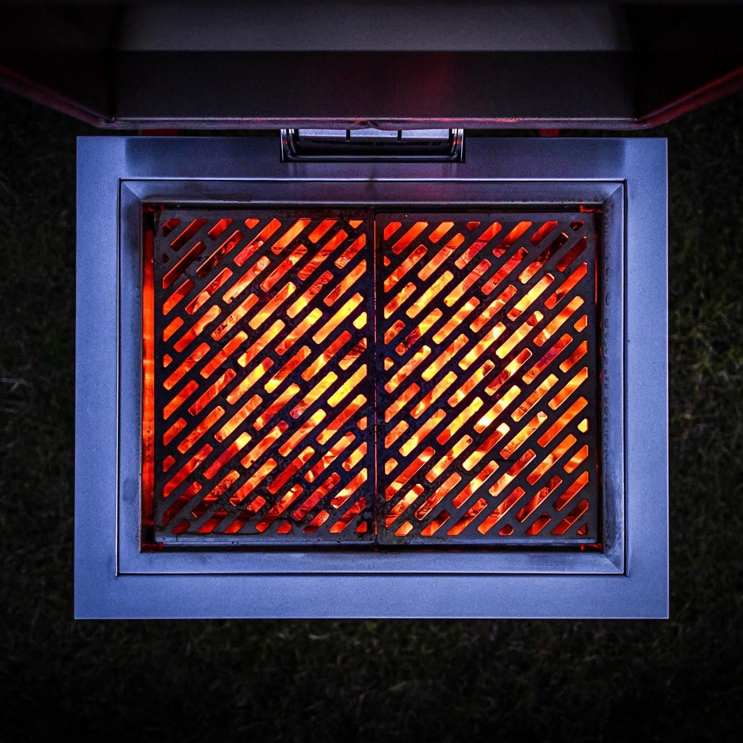 Kalamazoo KSHOK430 Shokunin Kamado Grill w/ Natural Ipe Frame - KSHOK430-NAT-S4 - Image 11