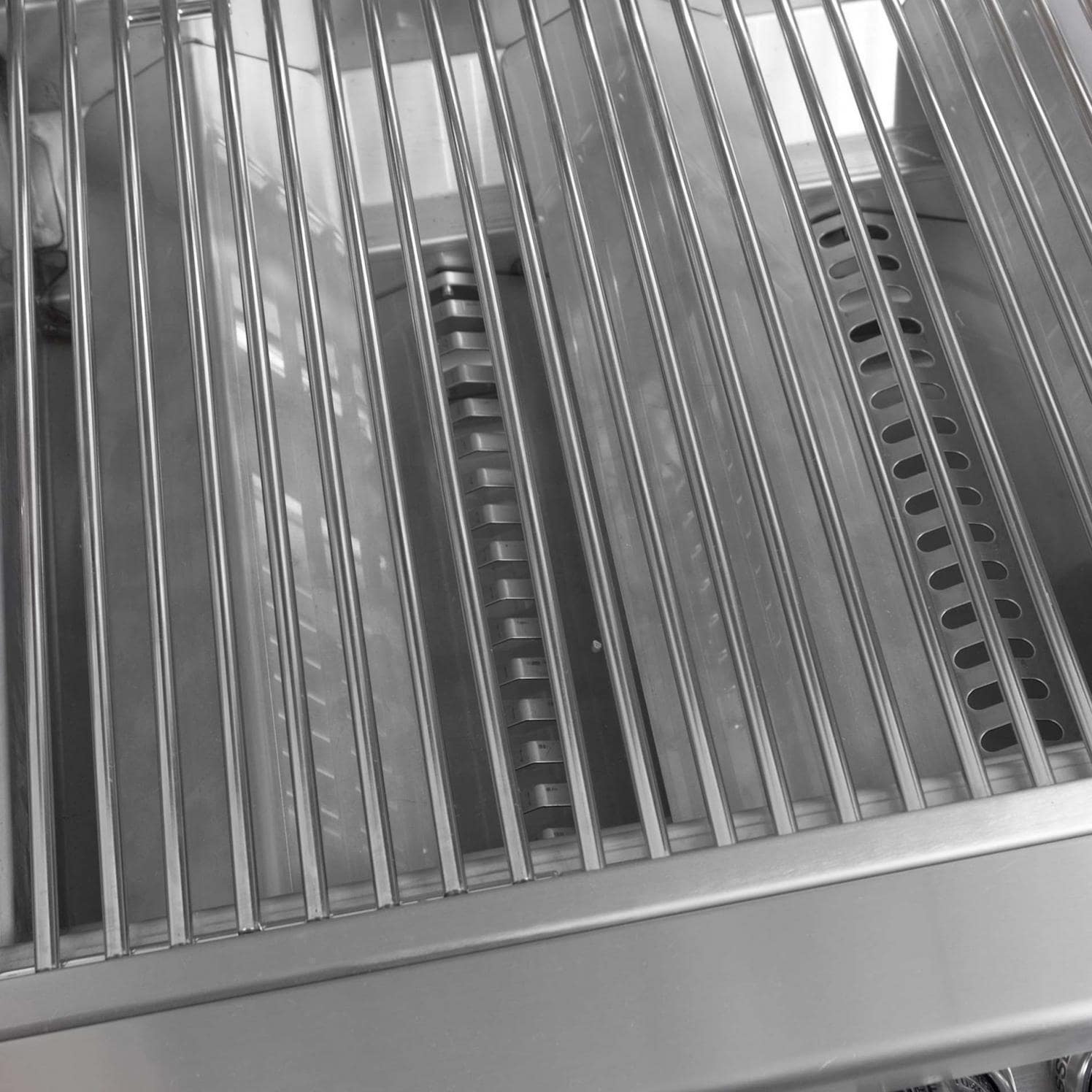 Lion L75000 32-Inch Stainless Steel Built-In Natural Gas Grill - Image 5