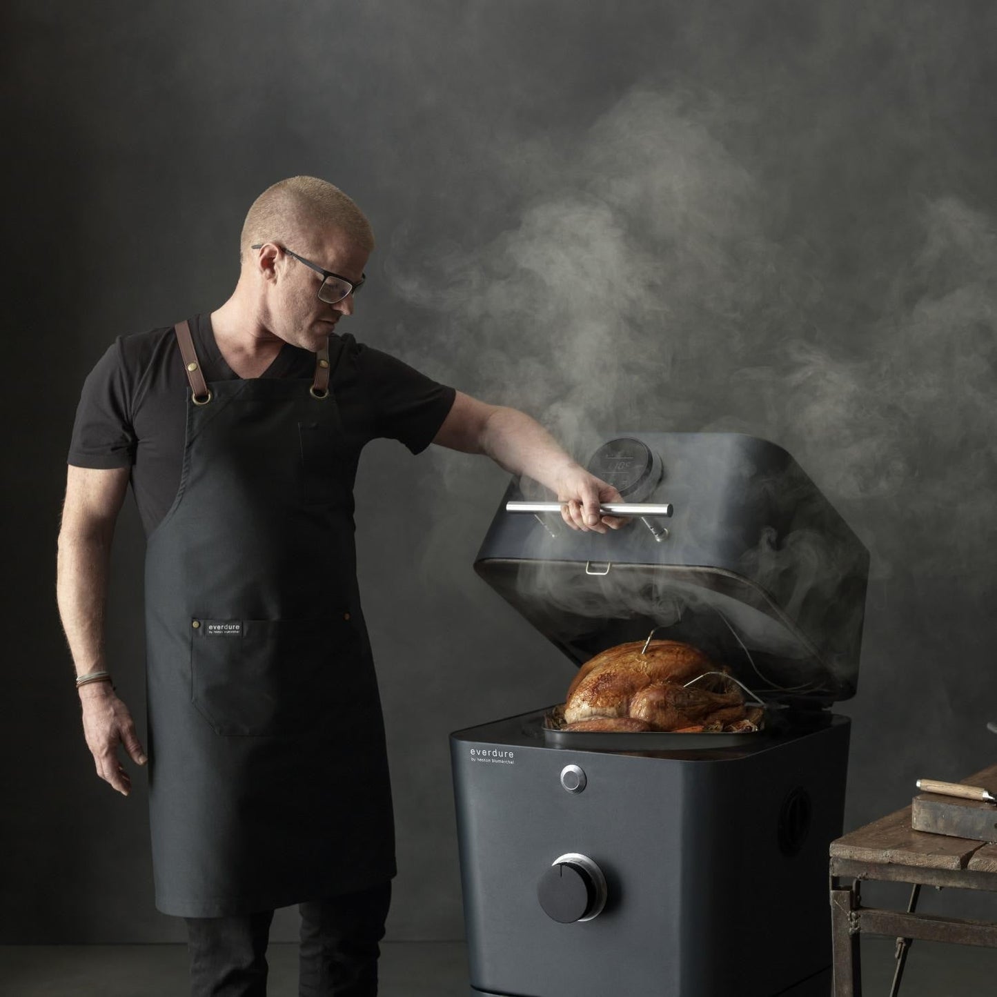 Everdure 4K 21-Inch Charcoal Grill & Smoker - Graphite - HBCE4KGUS - Image 9