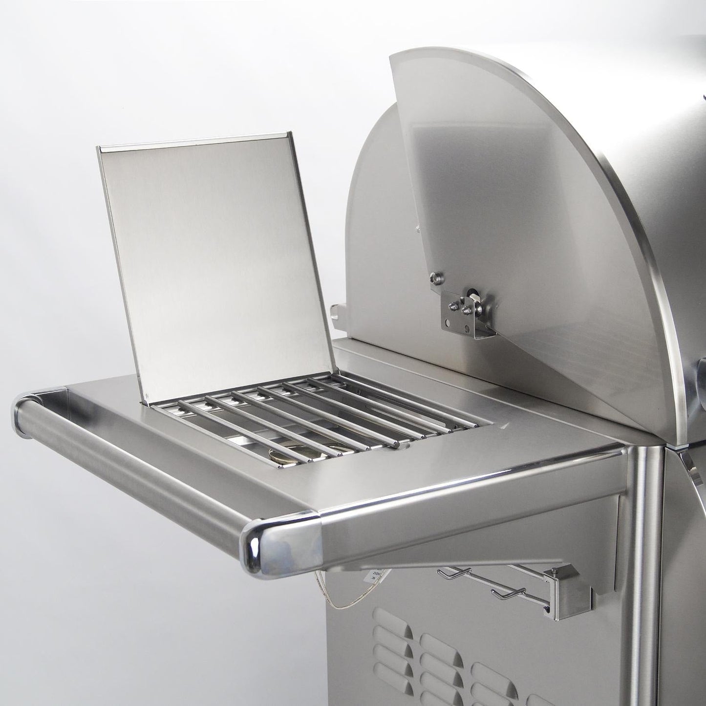 Fire Magic Aurora A430S 24-Inch Propane Gas Grill With Side Burner And Analog Thermometer - A430S-7EAP-62