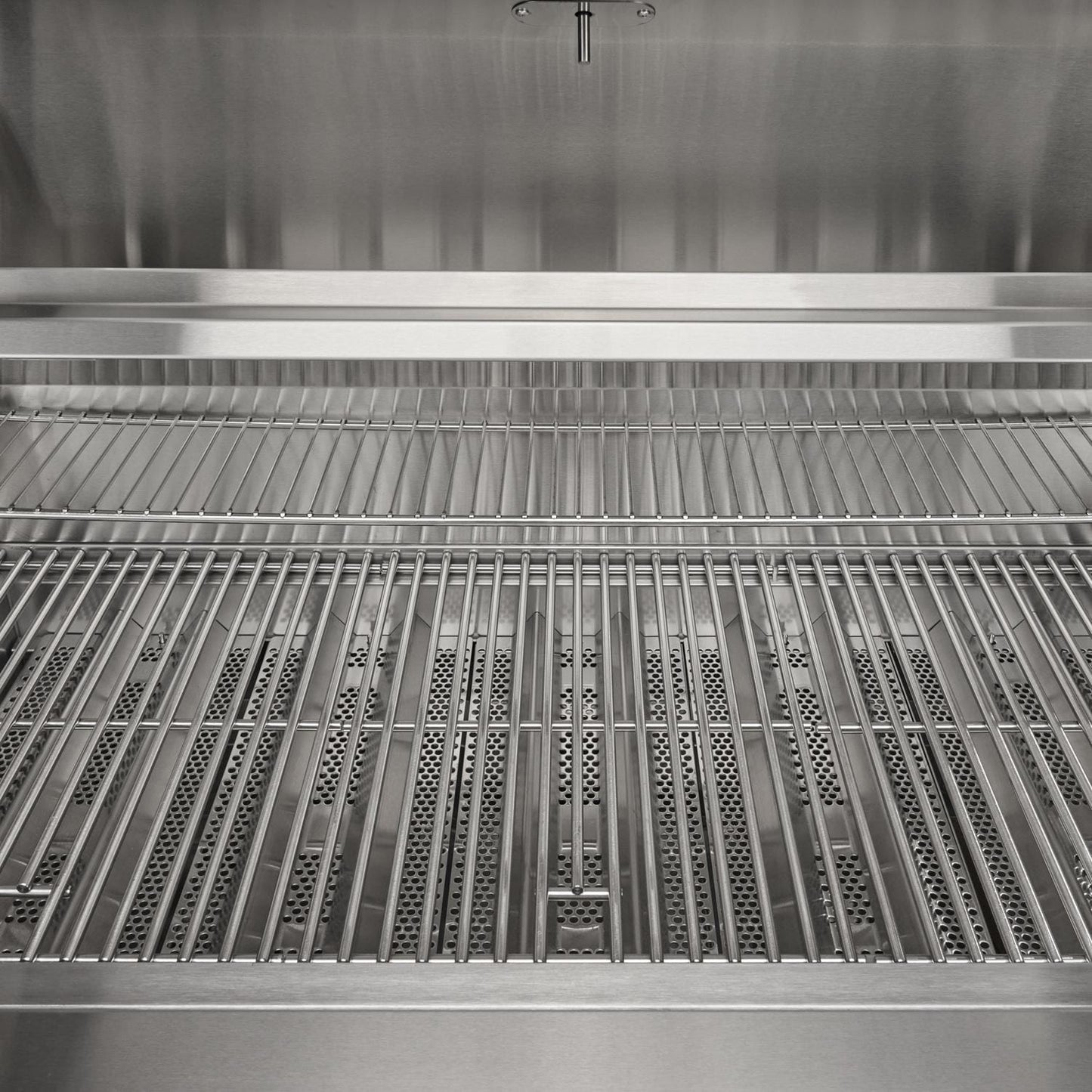 Coyote CL-Series 42-in 5-Burner Propane Grill w/ Lift-Assist Hood & Safety Valve - Image 3