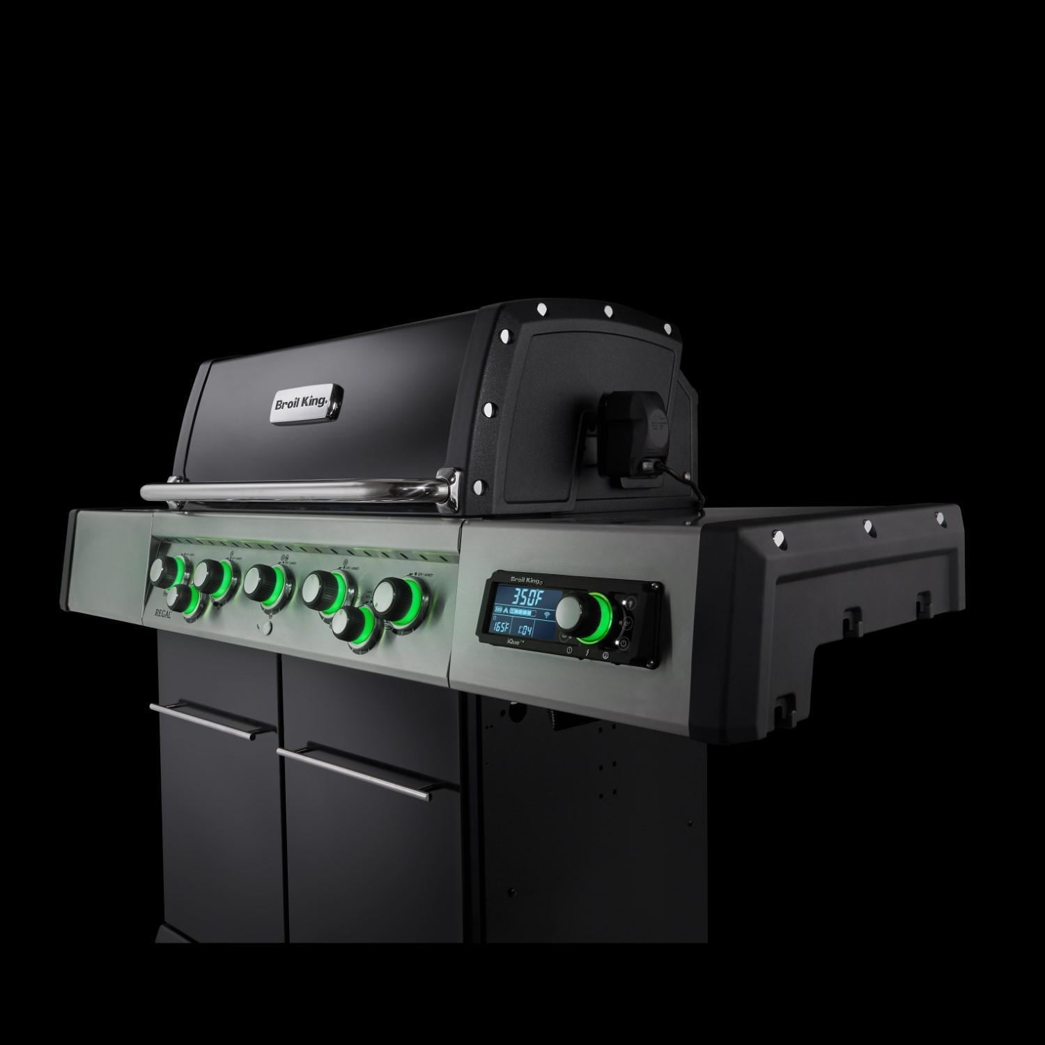 Broil King Regal Q 590 Pro IR Natural Gas Grill - 688247 - Image 7