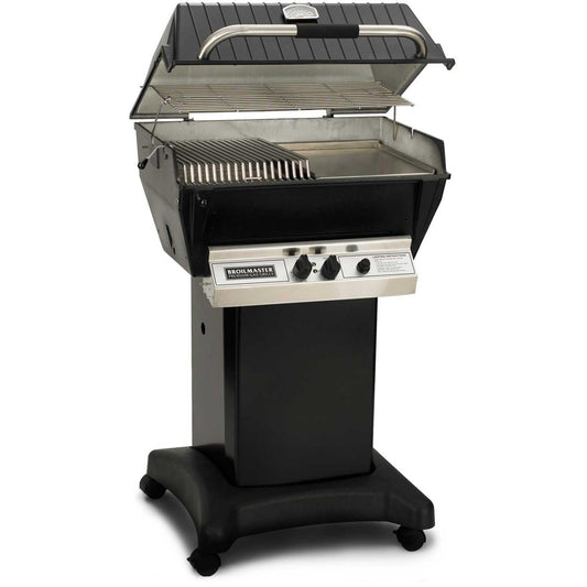 Broilmaster P3-SXN Super Premium Natural Gas Grill On Black Cart - Image 1