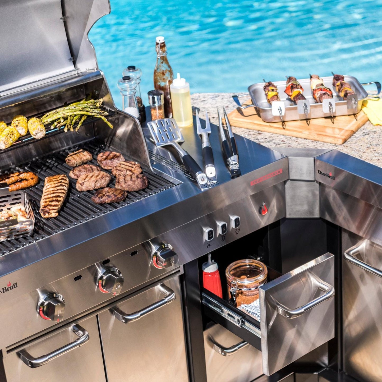Charbroil Medallion Series Modular Outdoor Kitchen Amplifire 3-Burner Propane Gas Grill - 463246018