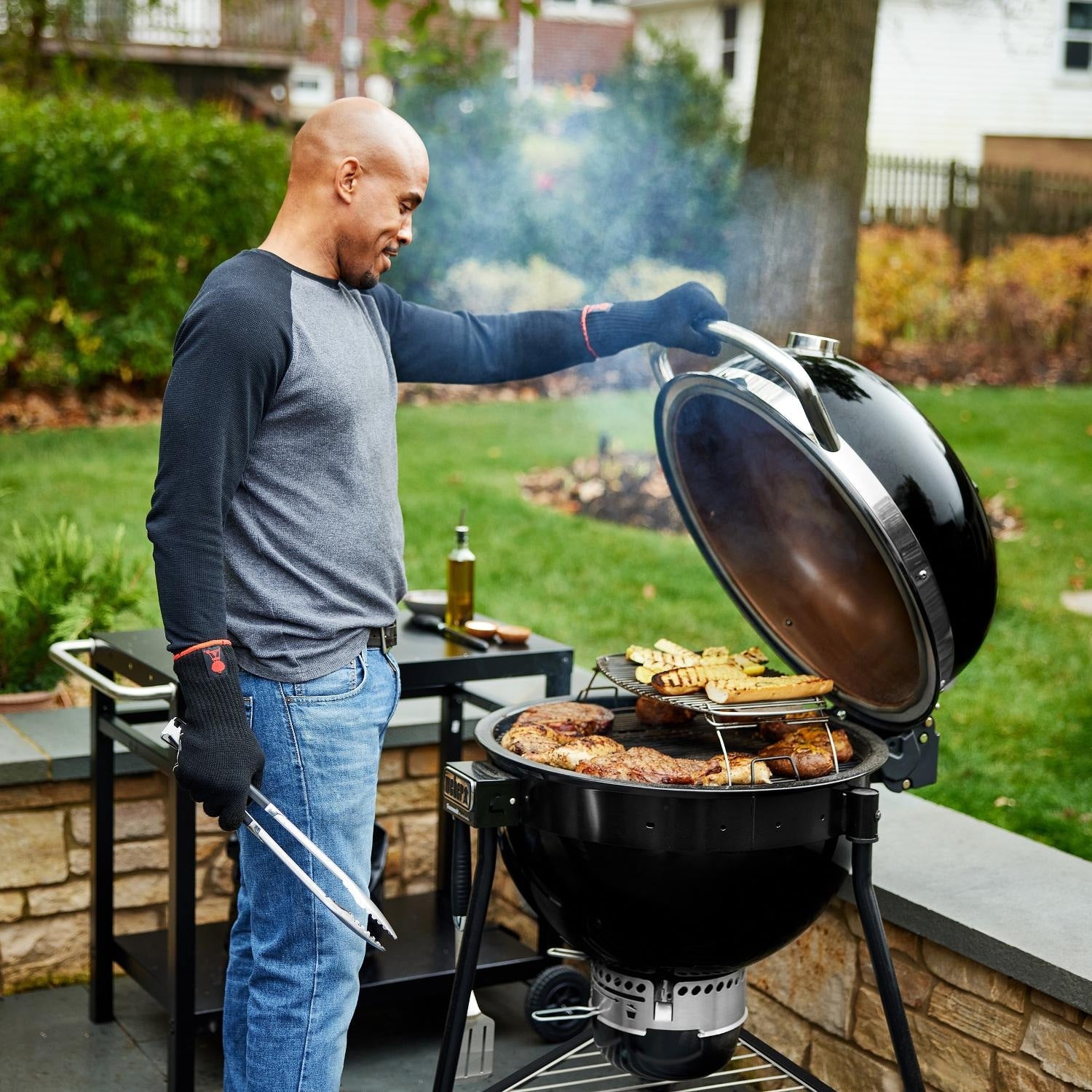 Weber Summit 24-Inch Kamado E6 Charcoal Grill w/ Stand - 18201001 - Image 15