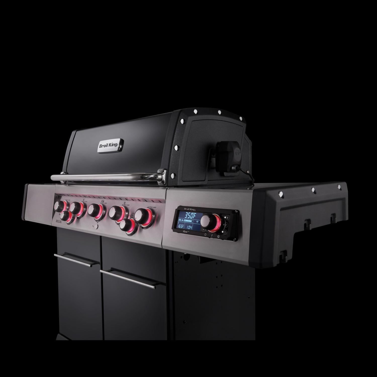 Broil King Regal Q 590 Pro IR Natural Gas Grill - 688247 - Image 10