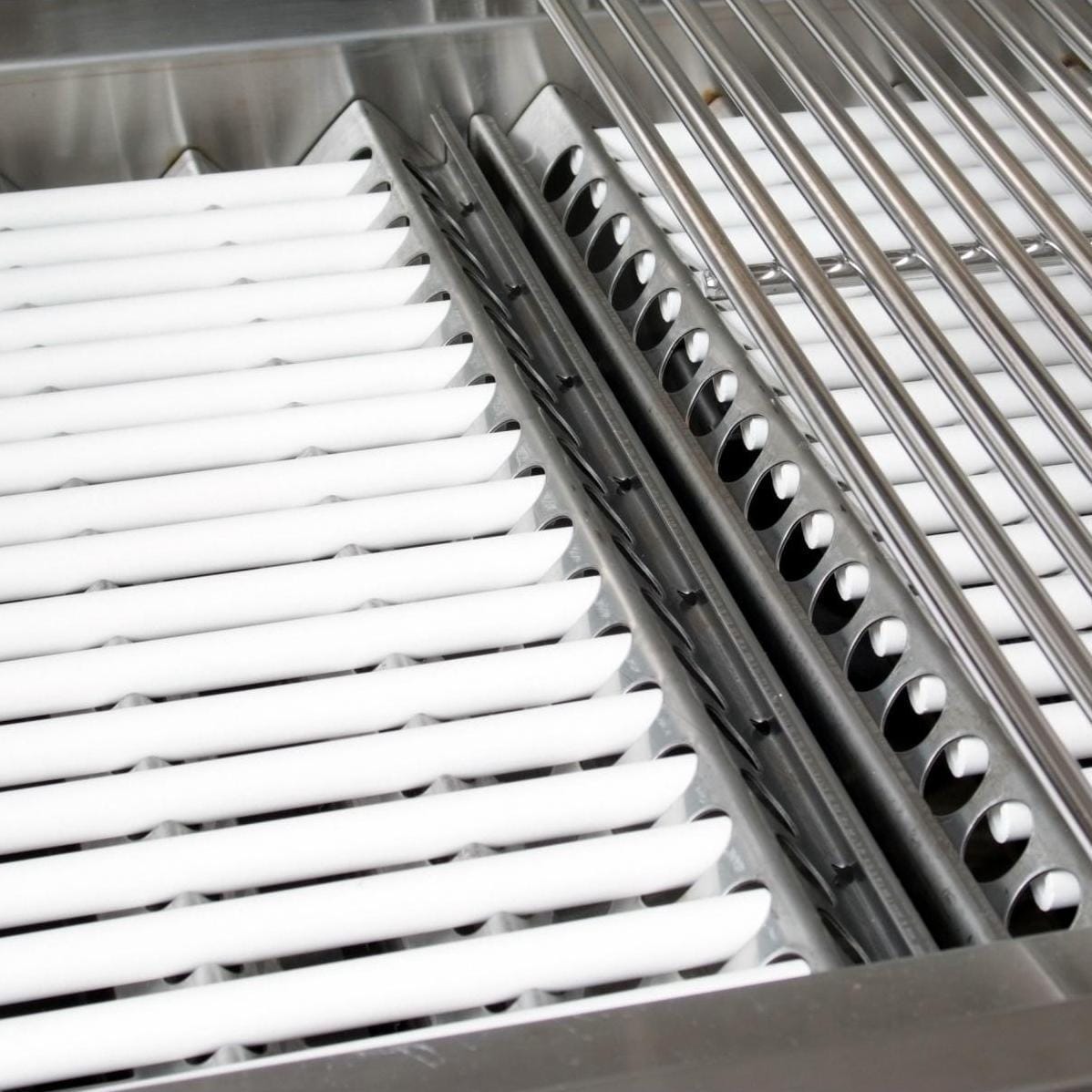 DCS Series 7 30-in 2 Burner Built-In Natural Gas Grill w/ Integrated Smoker Box & Independent Burner - BH1-30-N - Image 8