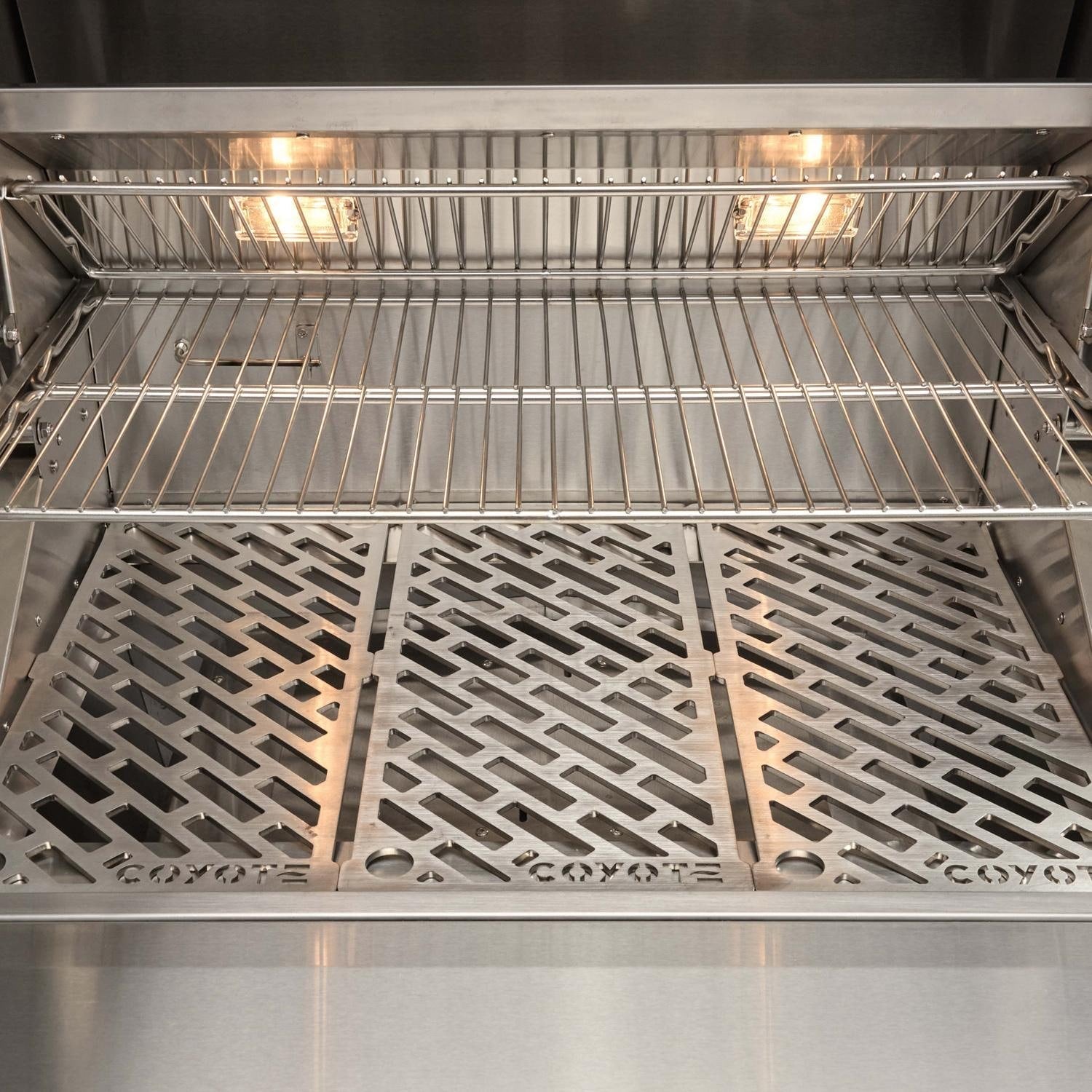 Coyote 36 Inch Built-in Pellet Grill - C2P36 - Image 3